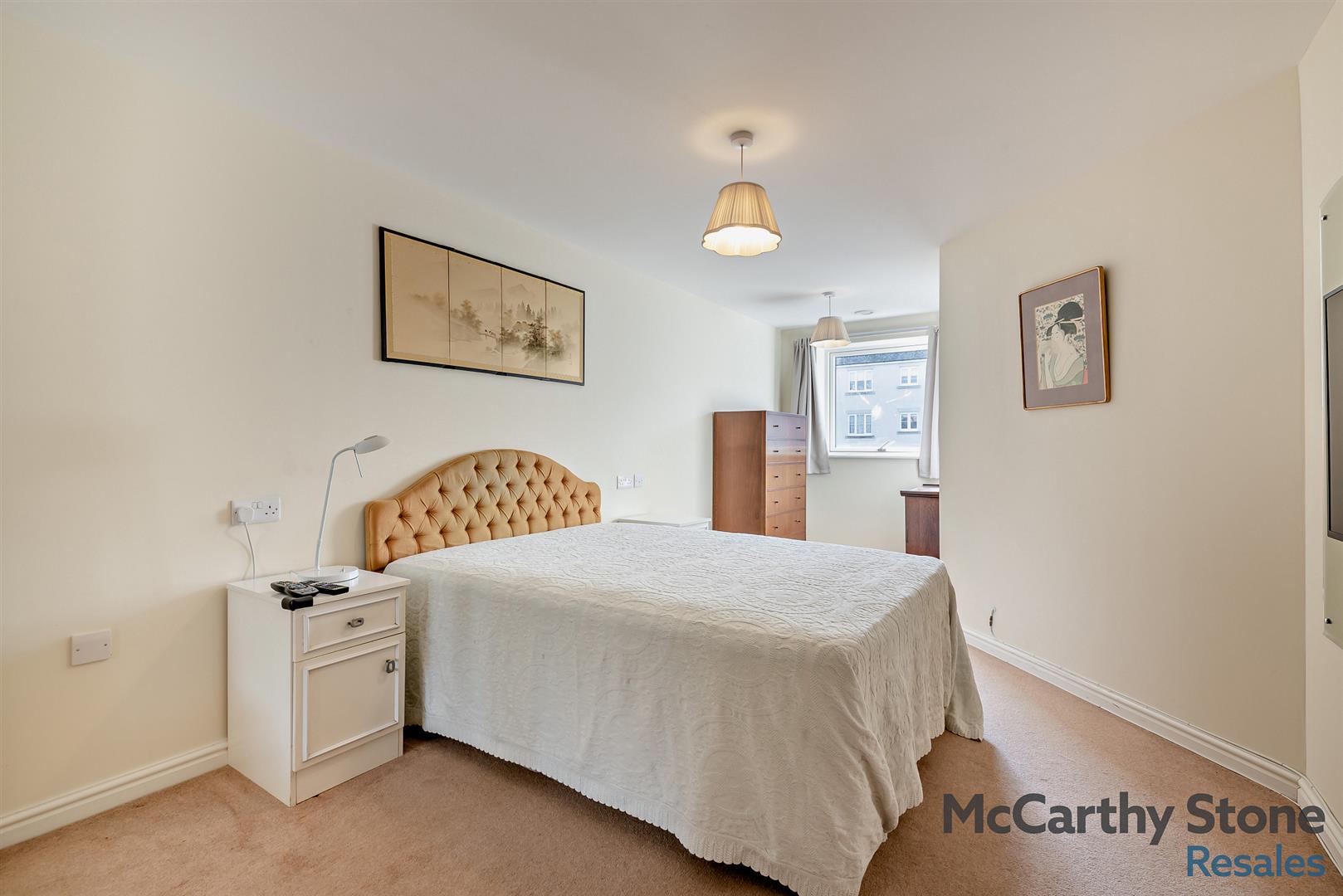 Lady Susan, New Road, Basingstoke