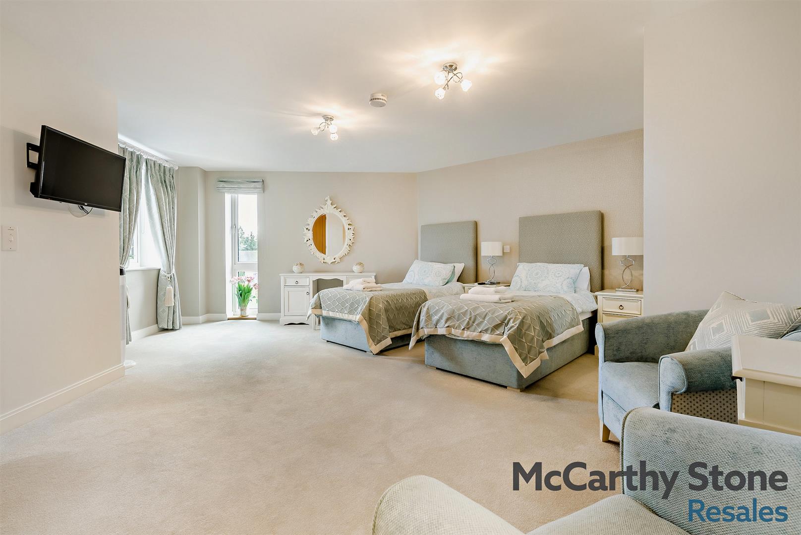 Moorfield Road, Denham Green