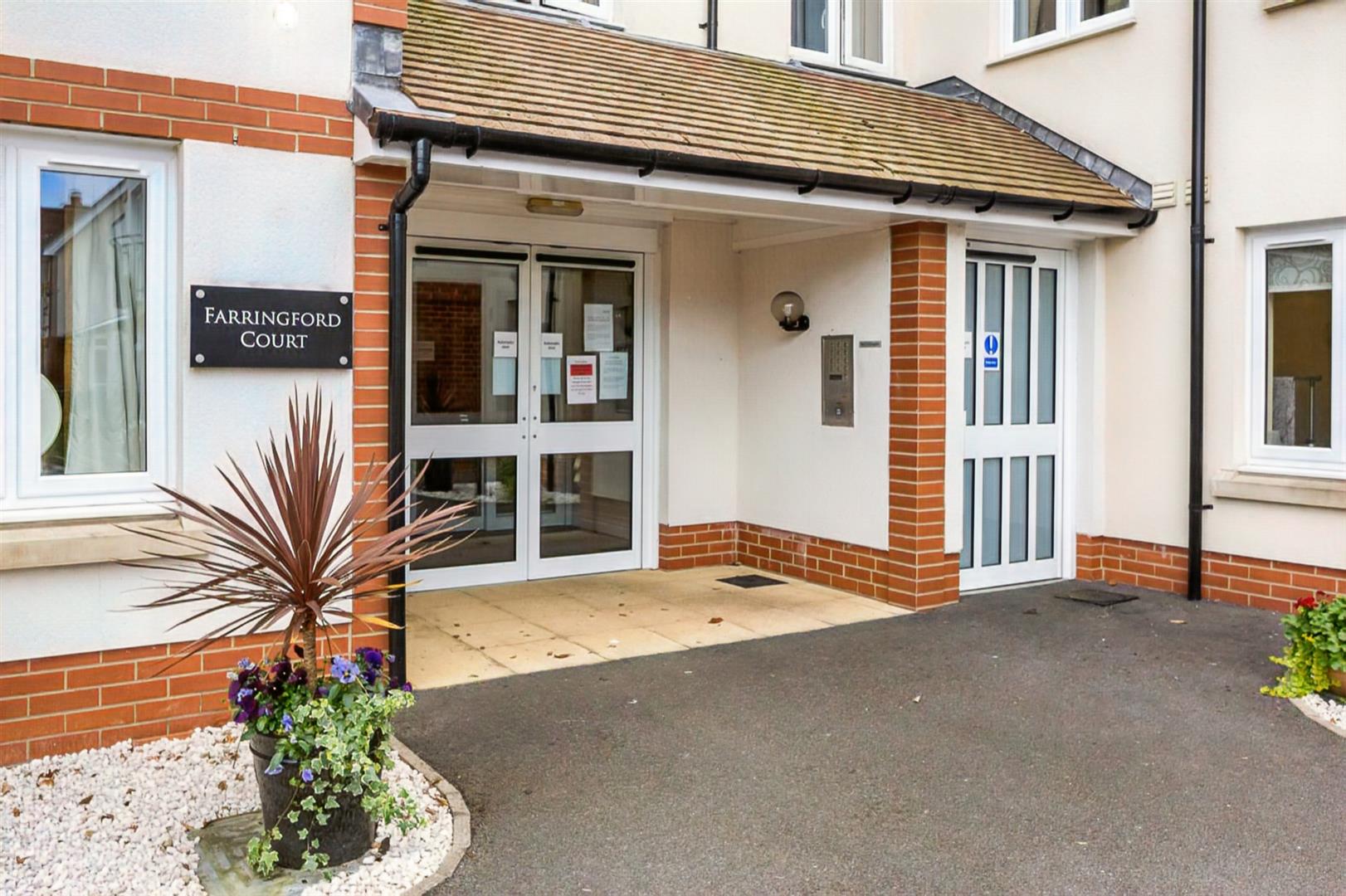Farringford Court, Avenue Road, Lymington, Hampshire, SO41 9PA
