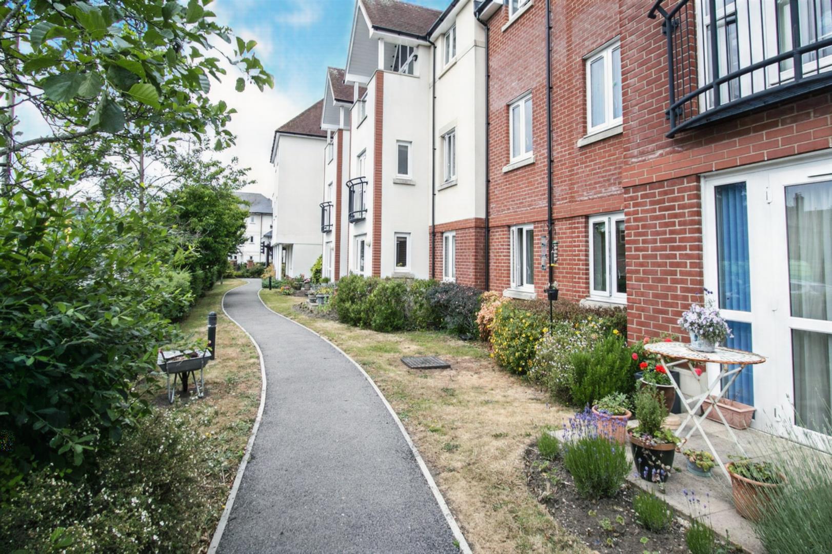 Farringford Court, Avenue Road, Lymington, Hampshire, SO41 9PA