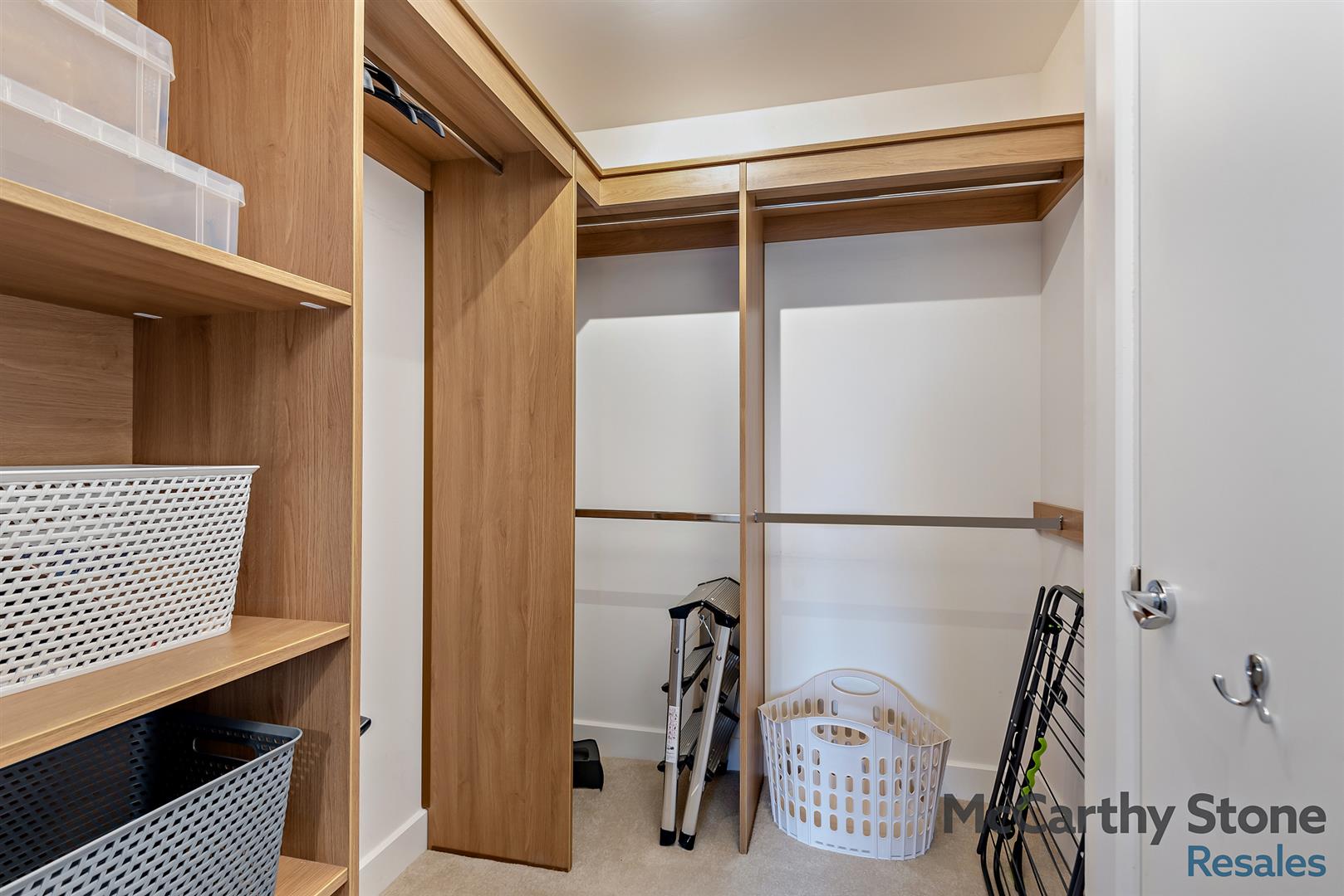 Roslin Place, Station Road, Hook, RG27 9GU