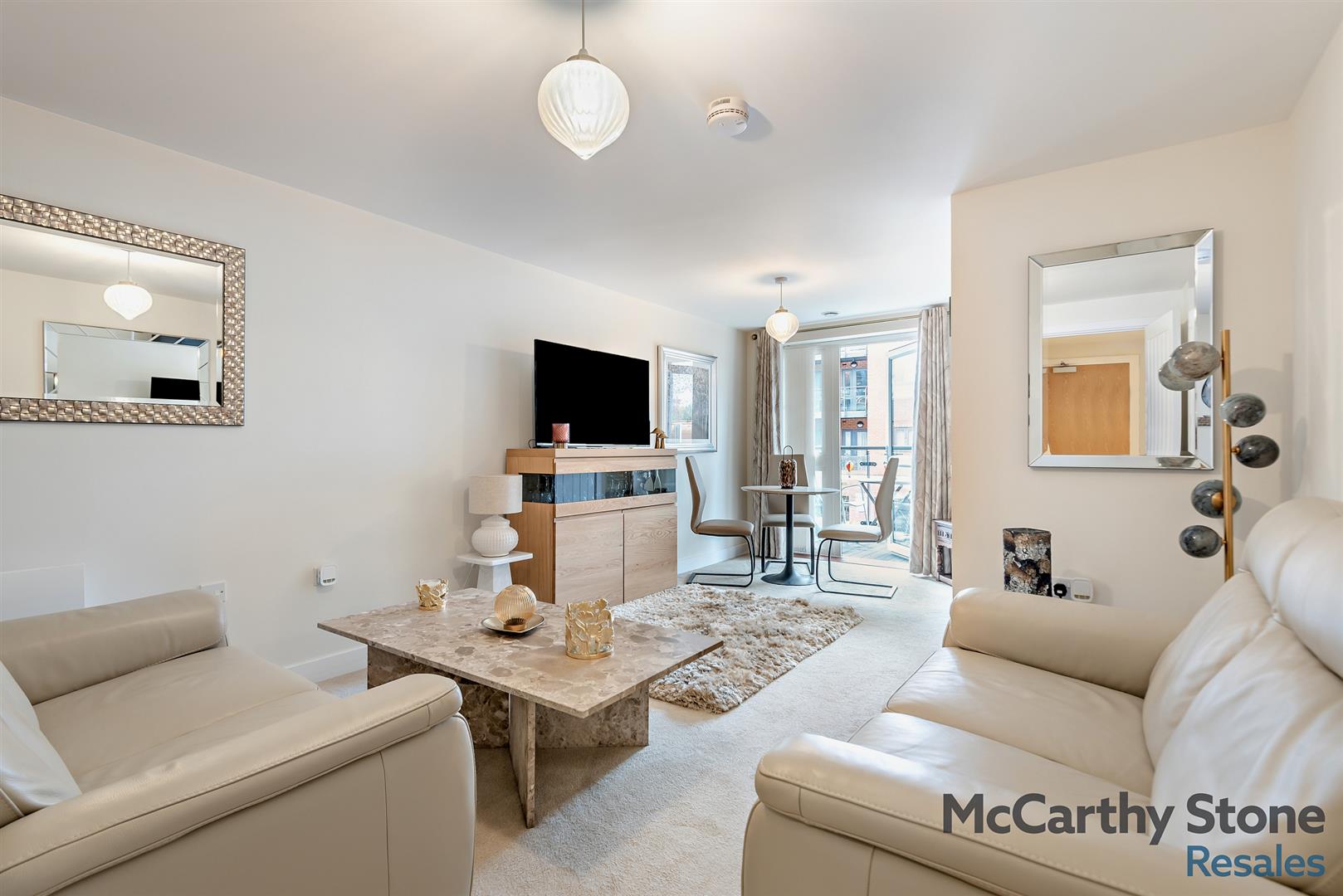 Roslin Place, Station Road, Hook, RG27 9GU