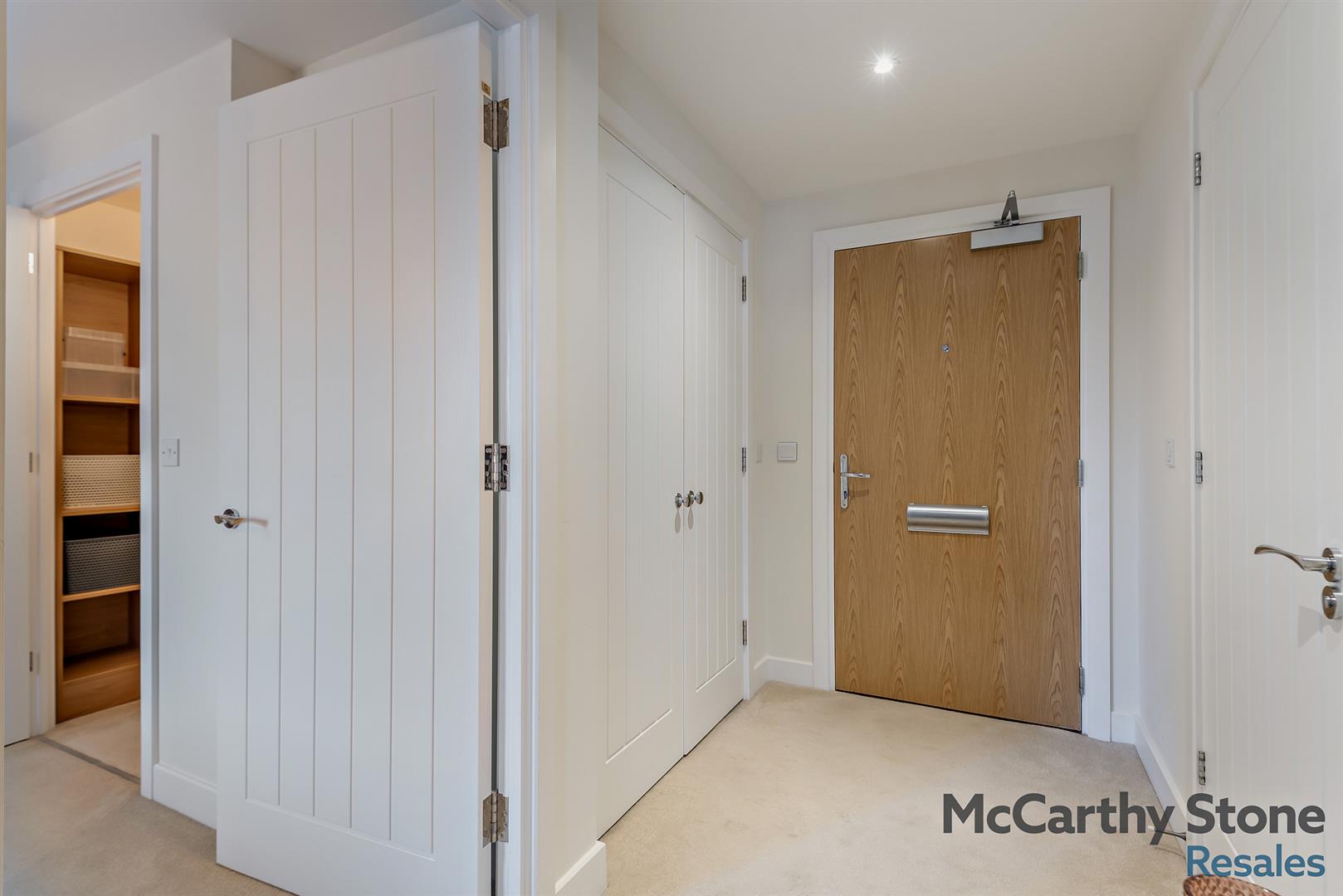 Roslin Place, Station Road, Hook, RG27 9GU