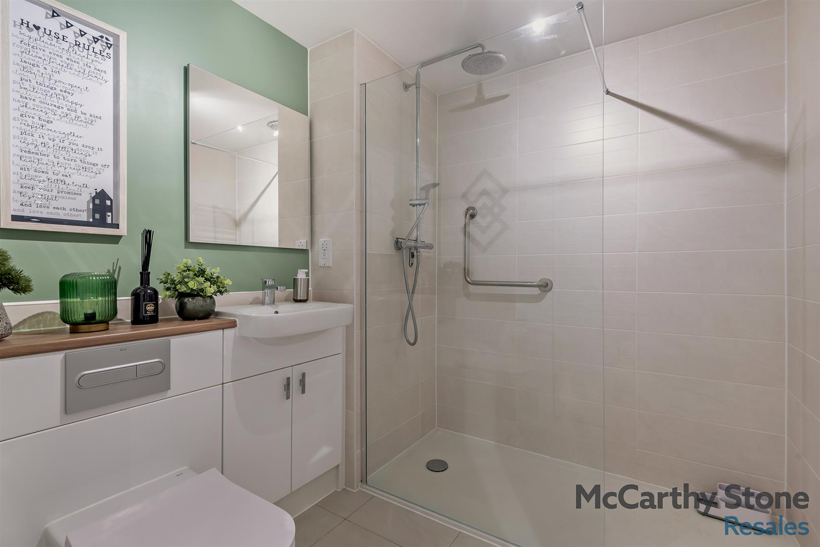 Roslin Place, Station Road, Hook, RG27 9GU