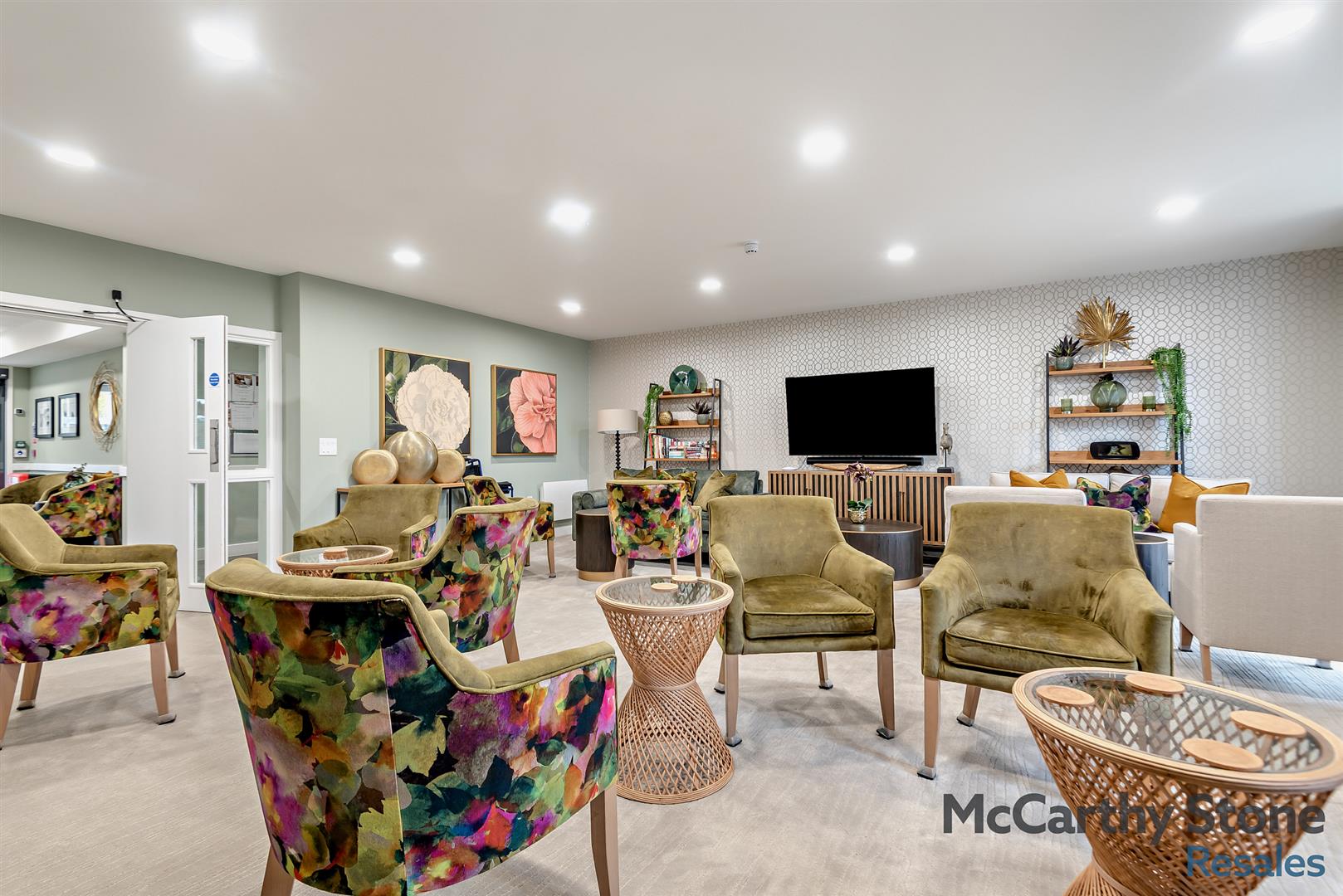 Roslin Place, Station Road, Hook, RG27 9GU