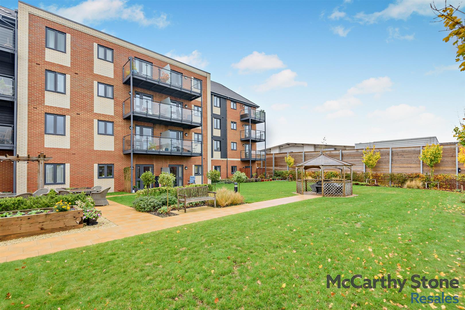 Roslin Place, Station Road, Hook, RG27 9GU