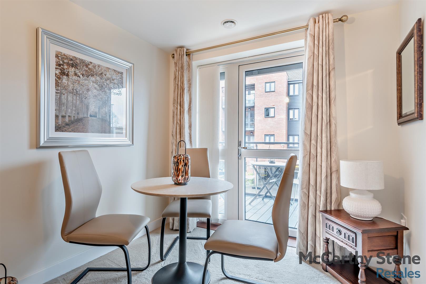 Roslin Place, Station Road, Hook, RG27 9GU