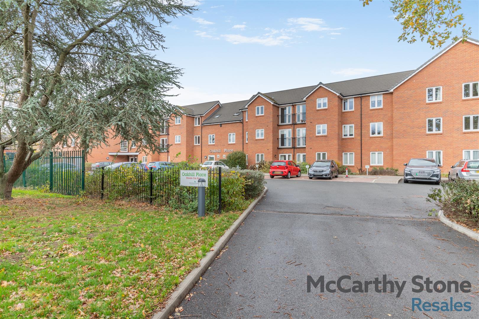 Oakhill Place, High View, Bedford, Bedfordshire, MK41 8FB