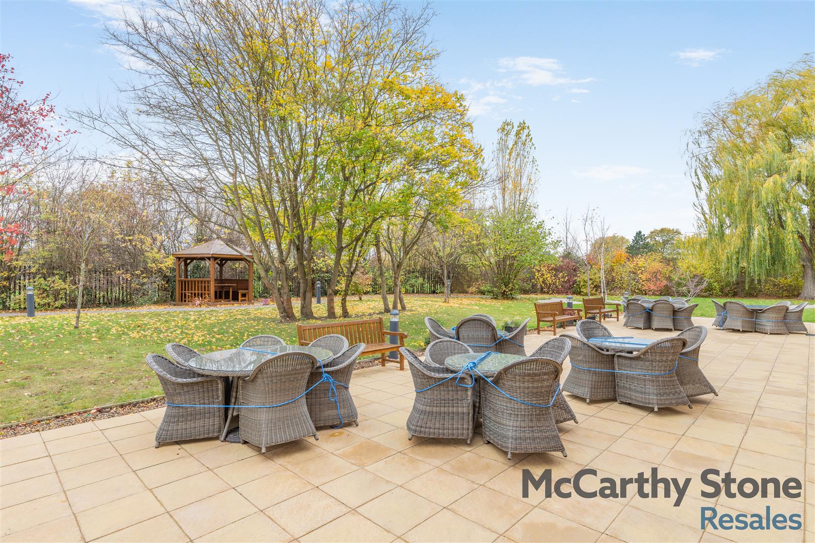 Oakhill Place, High View, Bedford, Bedfordshire, MK41 8FB