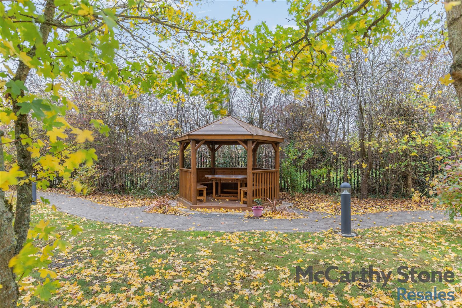 Oakhill Place, High View, Bedford, Bedfordshire, MK41 8FB