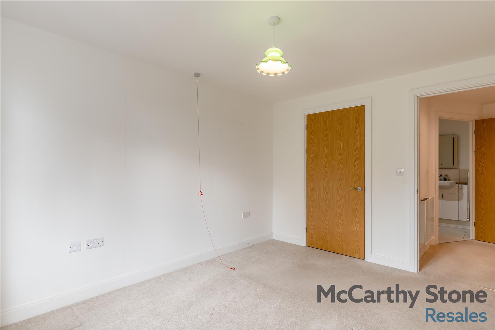 Oakhill Place, High View, Bedford, Bedfordshire, MK41 8FB