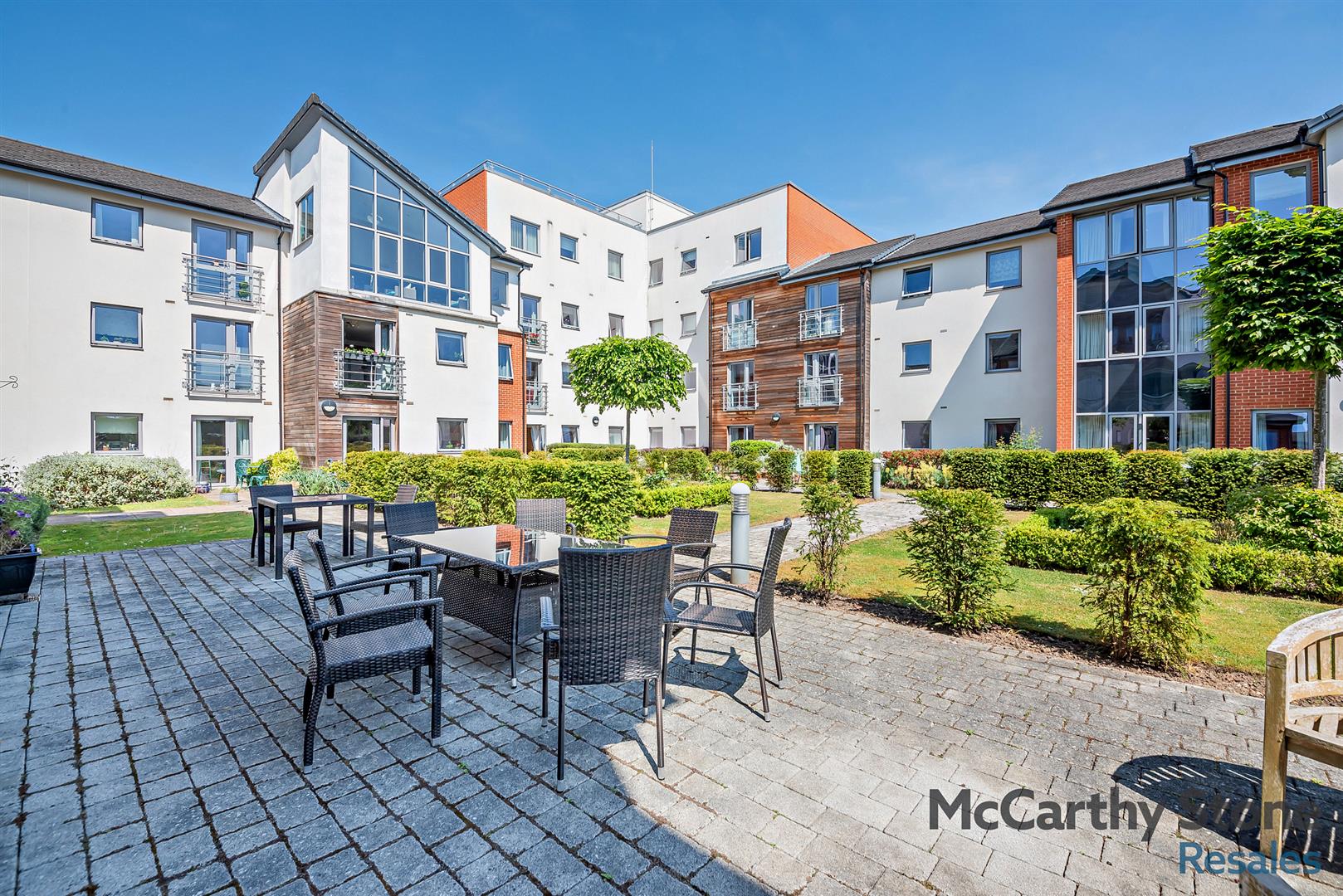 101-105 Fleet Road, Fleet