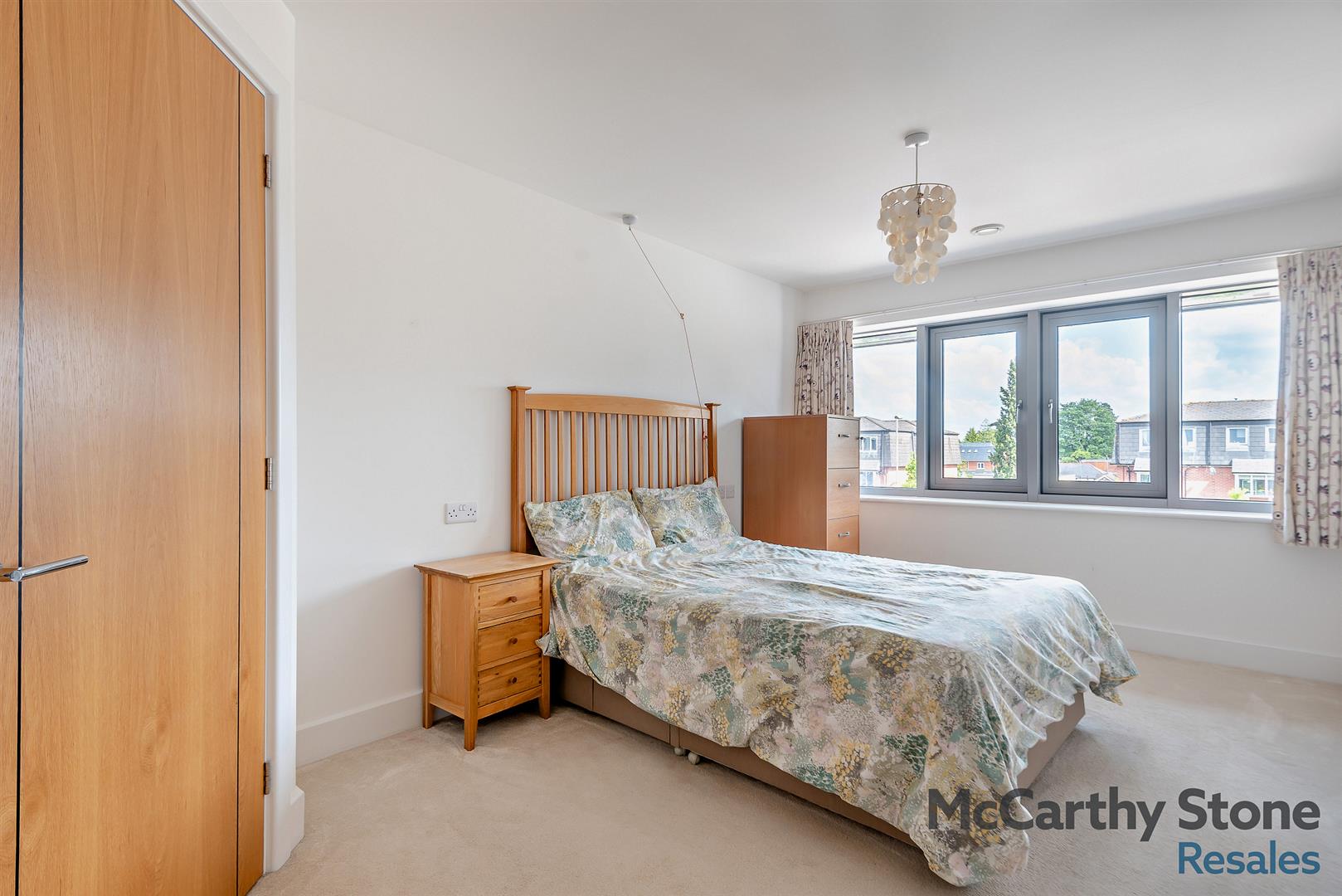 101-105 Fleet Road, Fleet