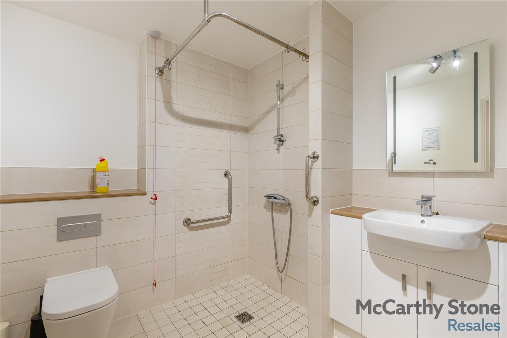 Lowe House, London Road, Knebworth