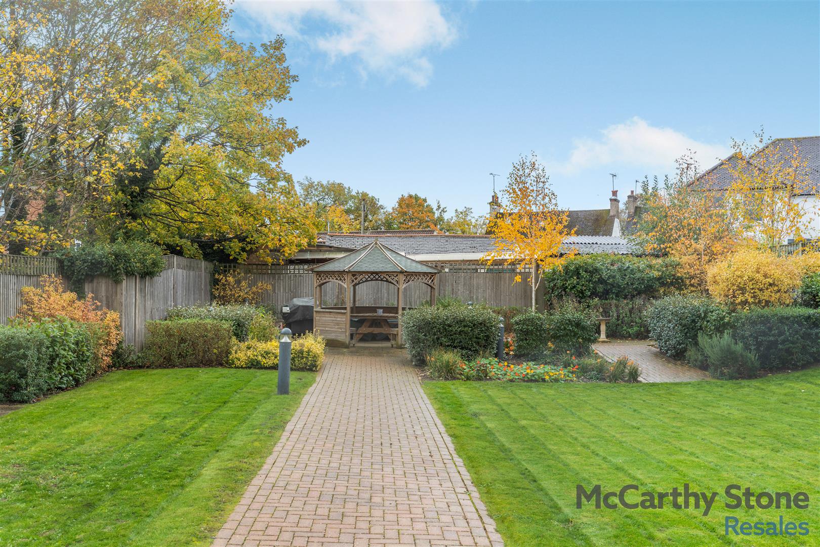 Lowe House, London Road, Knebworth