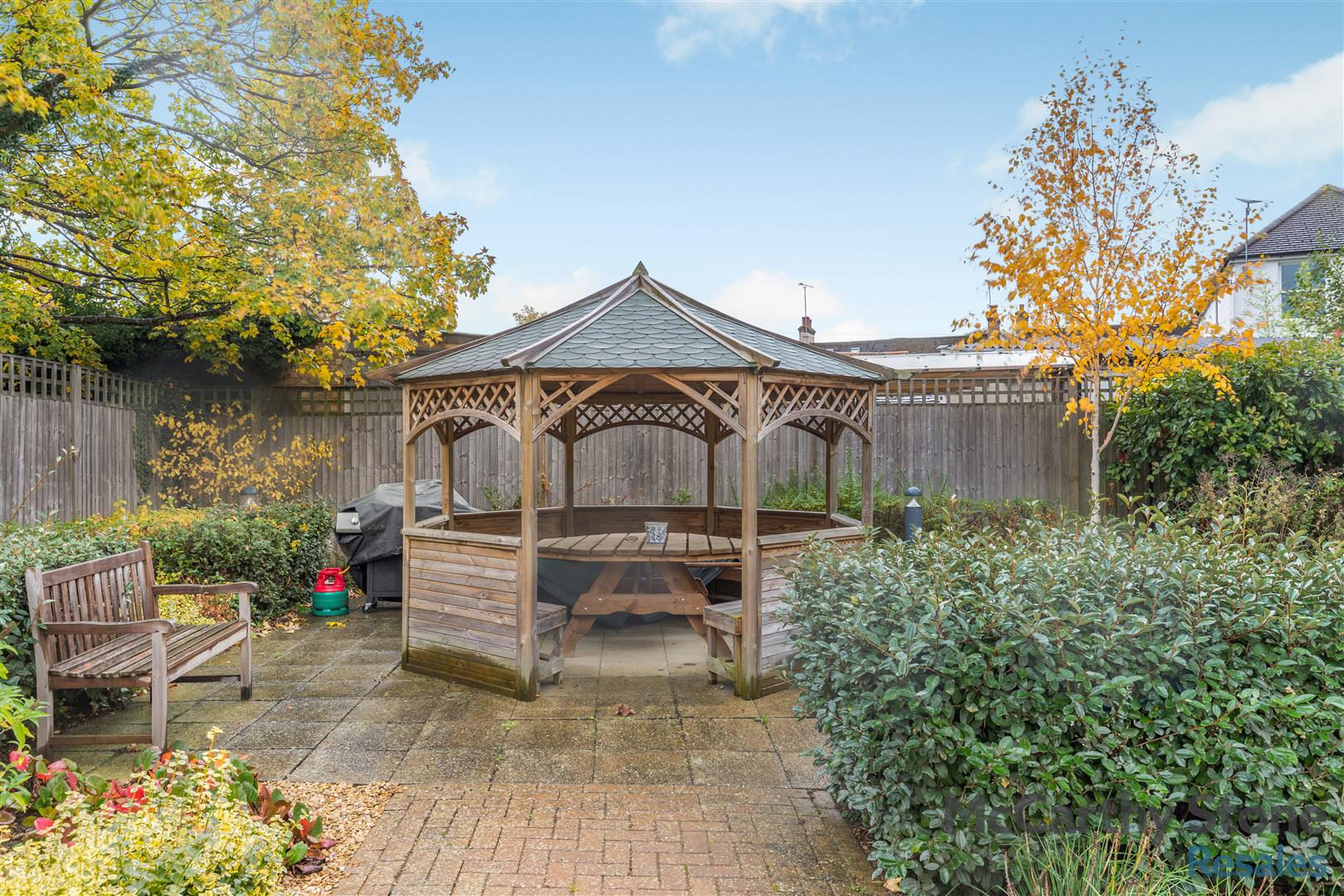 Lowe House, London Road, Knebworth