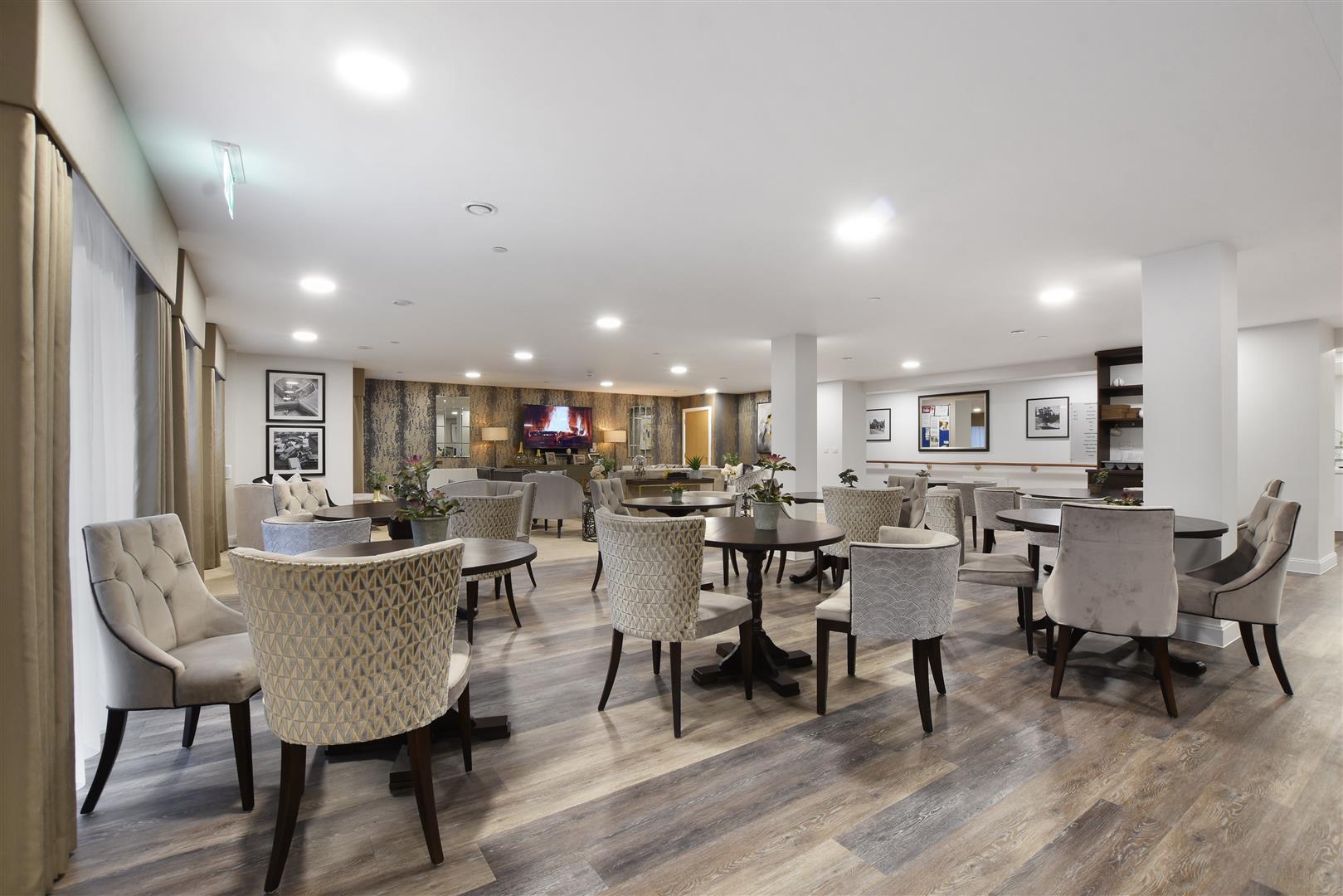 Lowe House, London Road, Knebworth