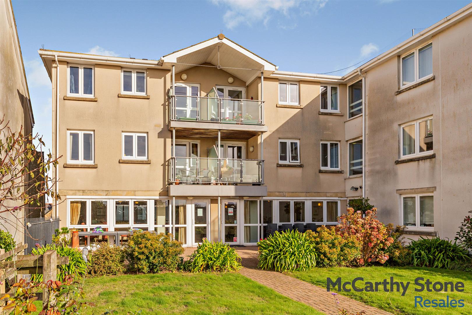 Marina Court, Mount Wise, Newquay, TR7 2FJ