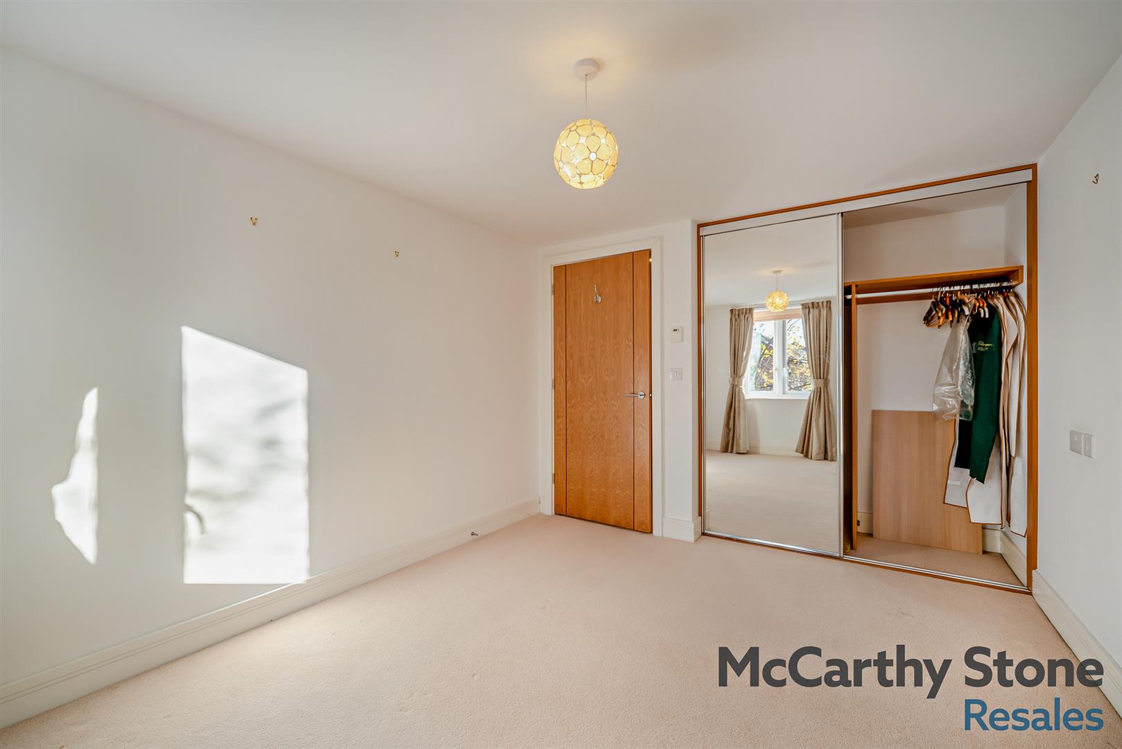 Abbotsmead Place, Caversham, Reading