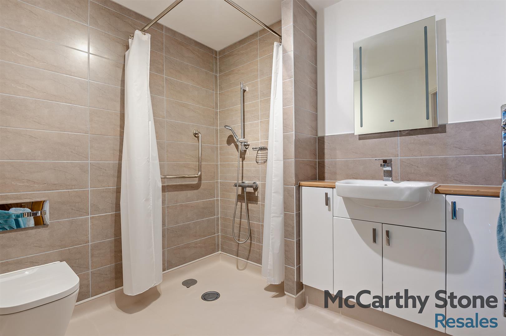 Eastland Grange, 16 Valentine Road, Hunstanton, Norfolk, PE36 5FA