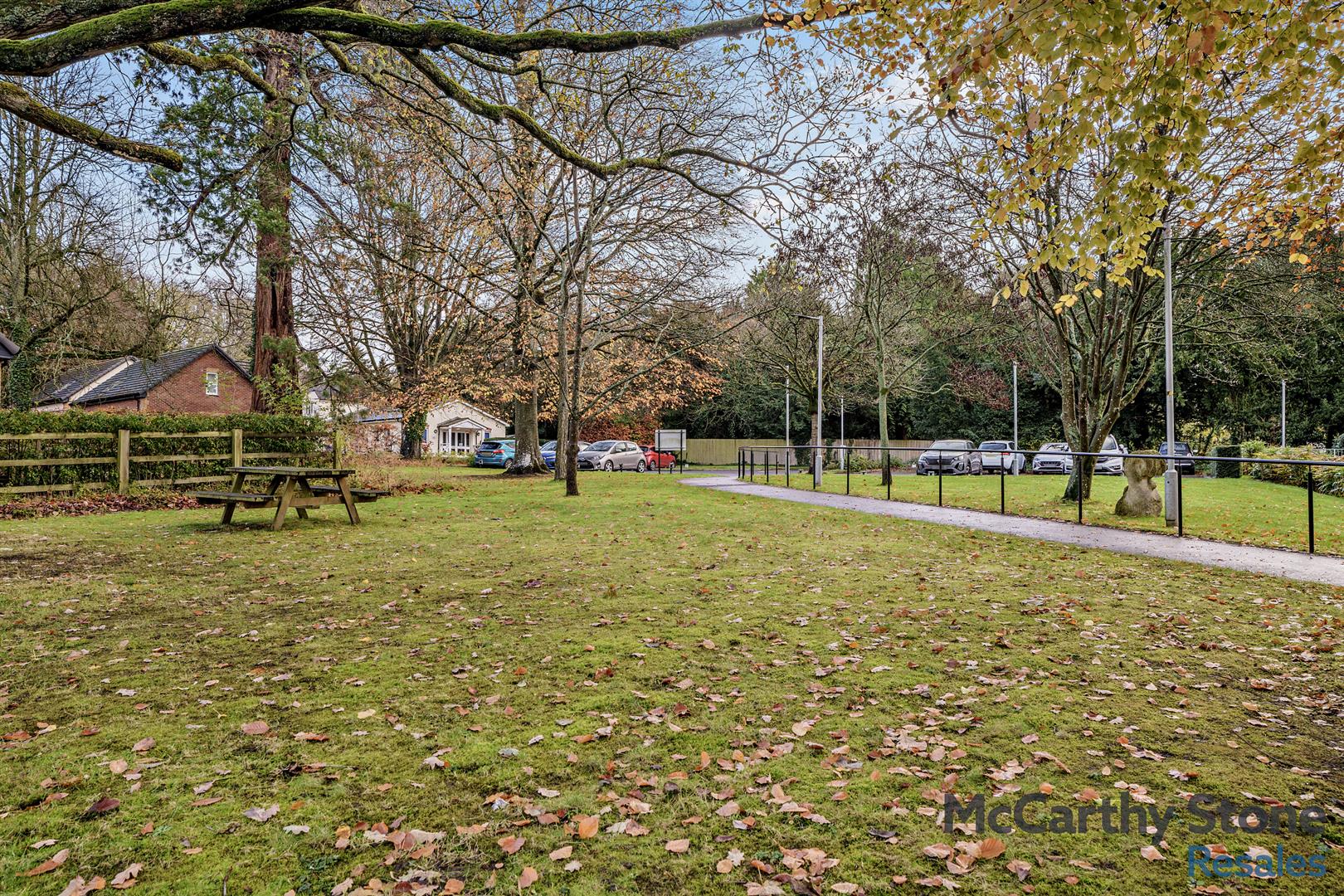 Shackleton Place, Bath Road, Devizes, Wiltshire, SN10 2GZ