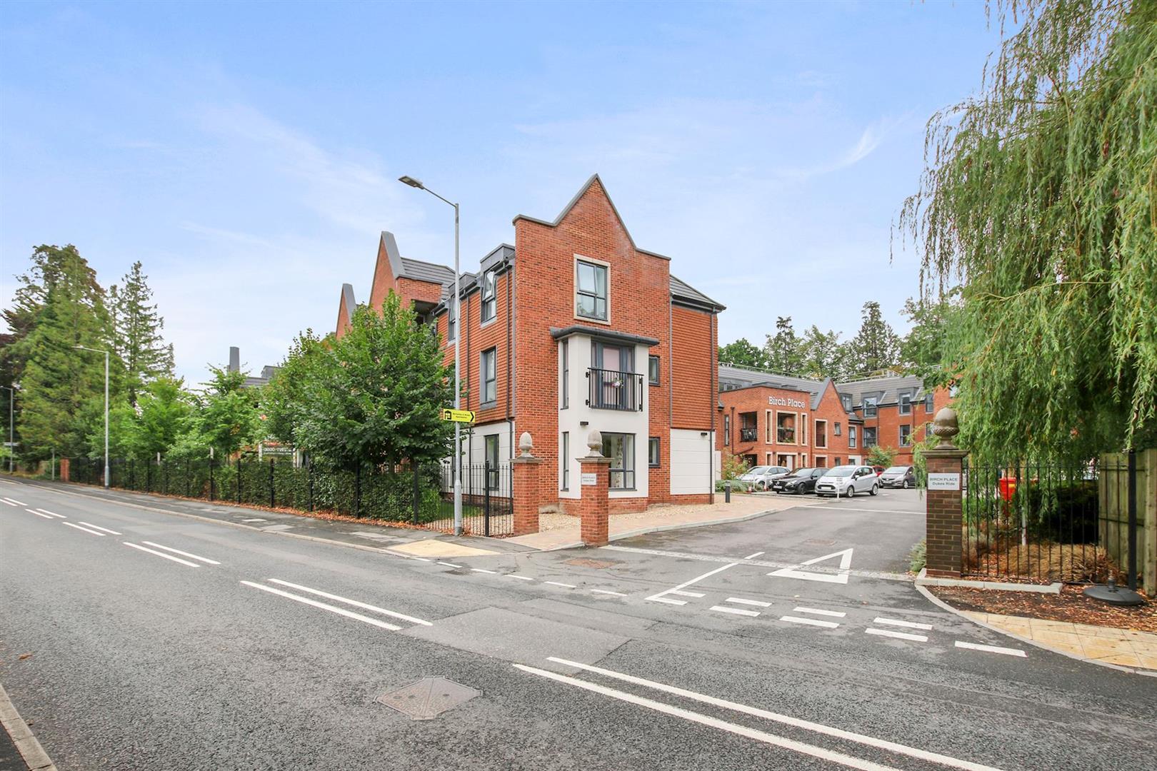 Birch Place, Dukes Ride, Crowthorne, RG45 6GT