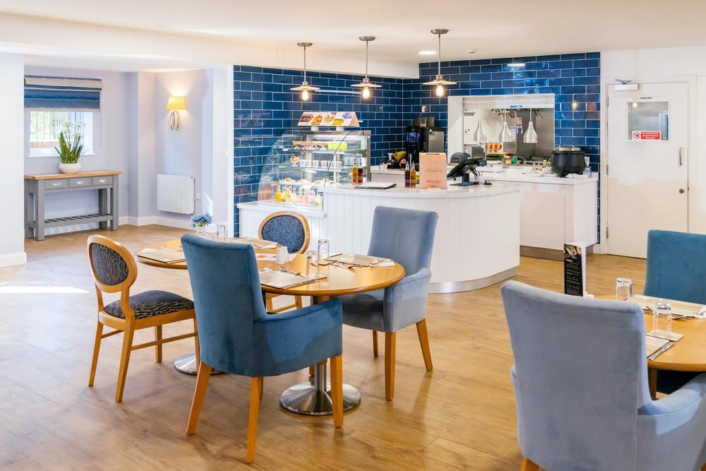 Birch Place, Dukes Ride, Crowthorne, RG45 6GT