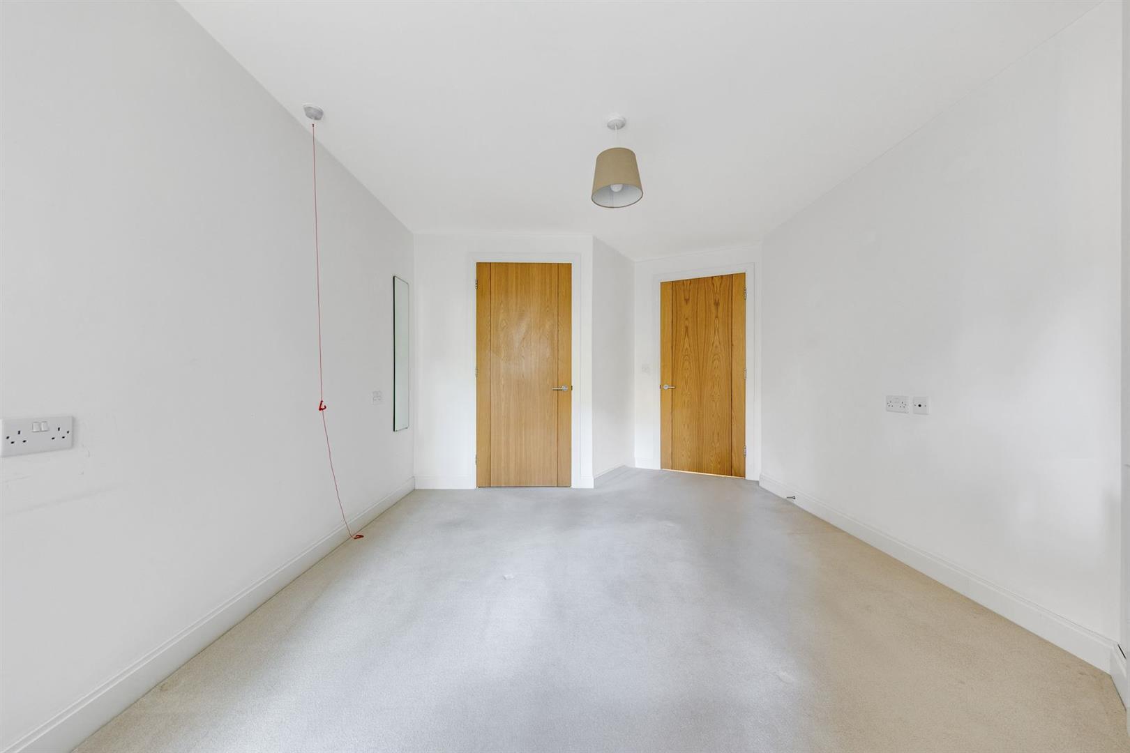 Birch Place, Dukes Ride, Crowthorne, RG45 6GT