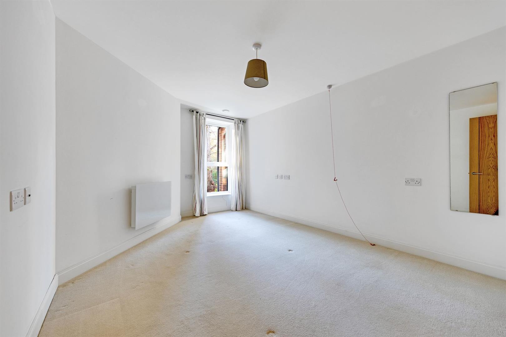 Birch Place, Dukes Ride, Crowthorne, RG45 6GT