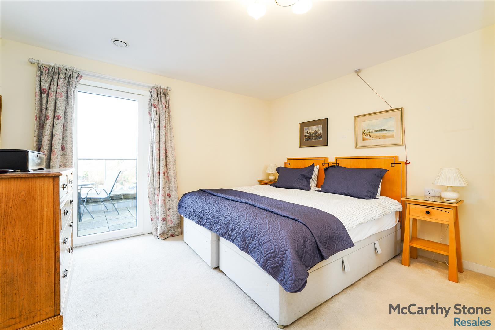 Lyle Court, 25 Barnton Grove, Edinburgh, EH4 6EZ