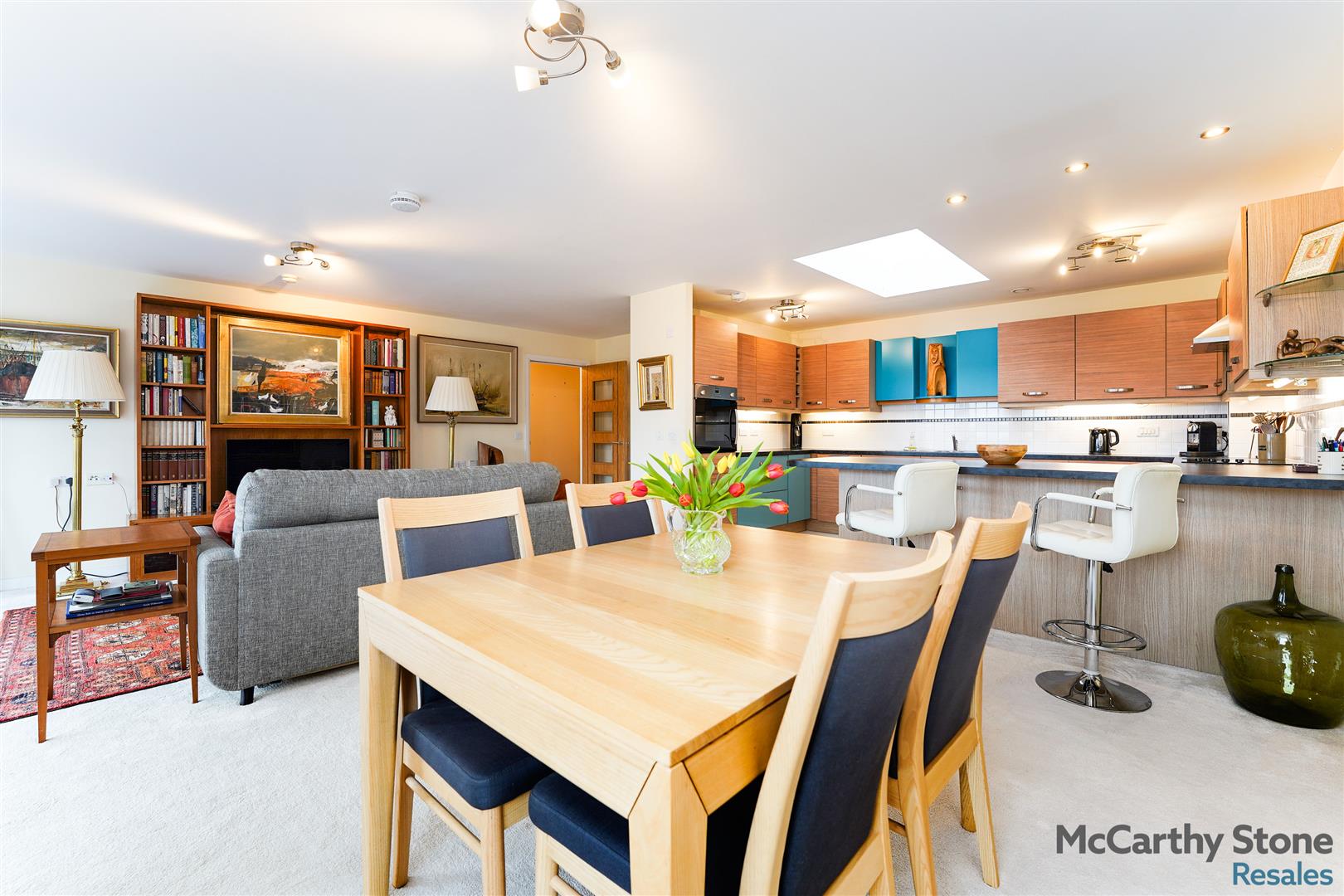 Lyle Court, 25 Barnton Grove, Edinburgh, EH4 6EZ