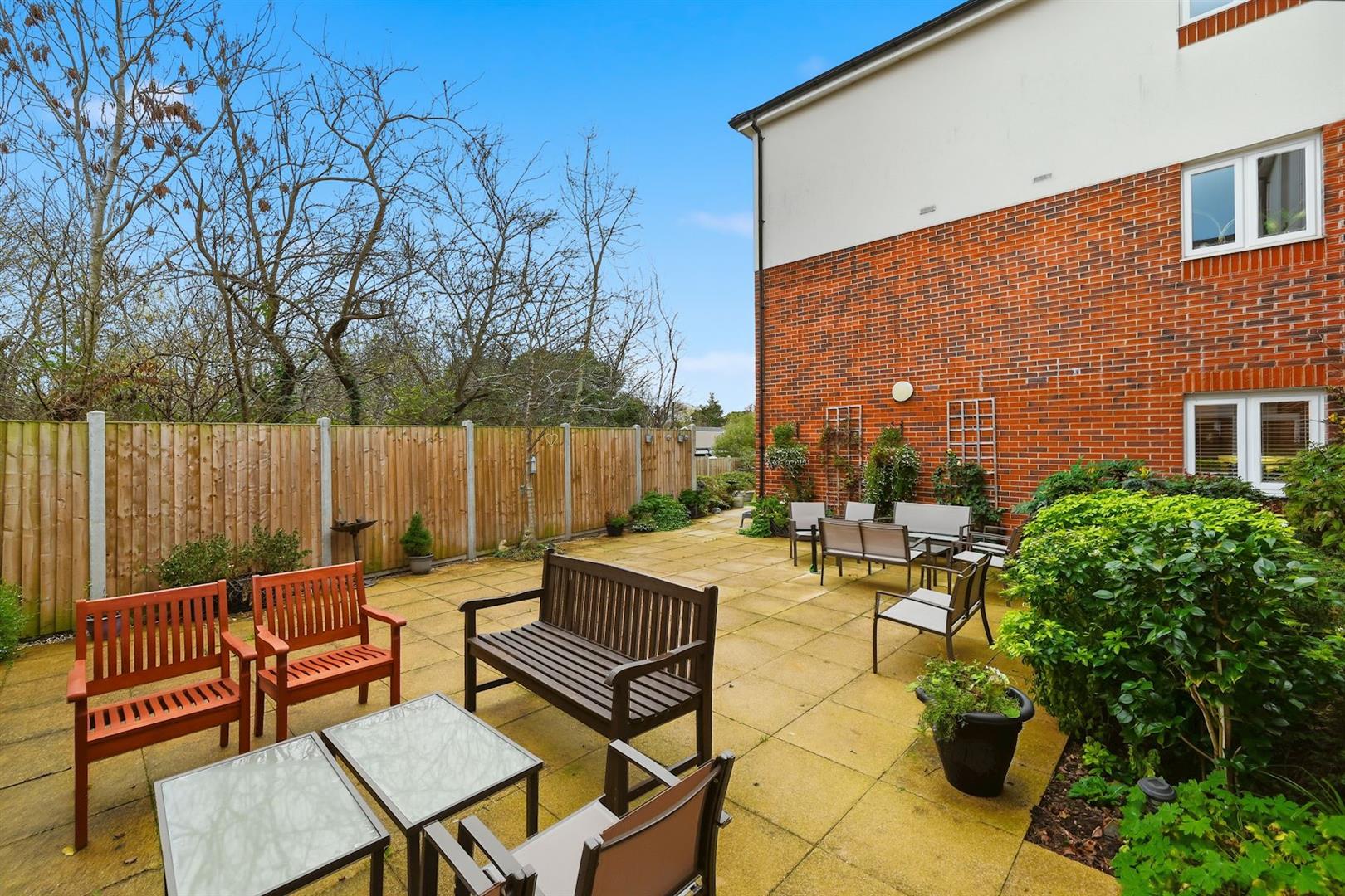 141 White Hart Lane, Romford, RM7 8LZ