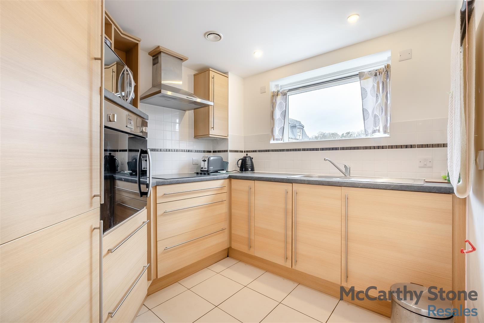 Peel Court, College Way, Welwyn Garden City, Hertfordshire, AL8 6DG