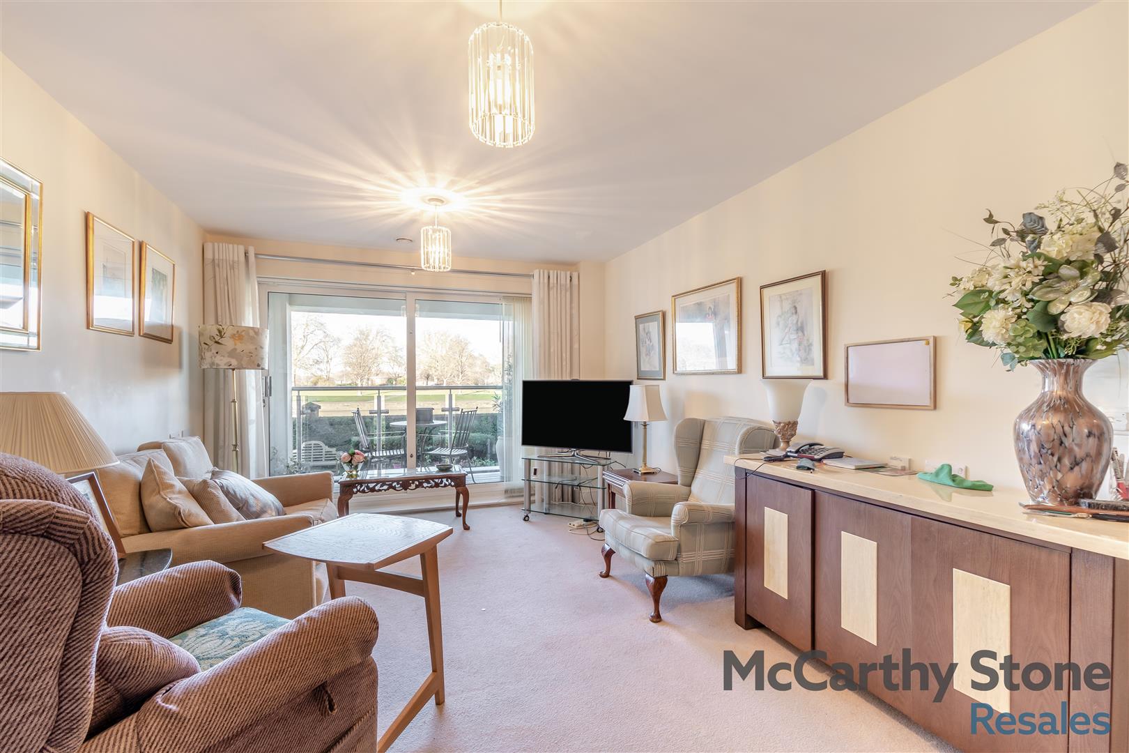 Wilford Lane, West Bridgford. River Facing Apartment