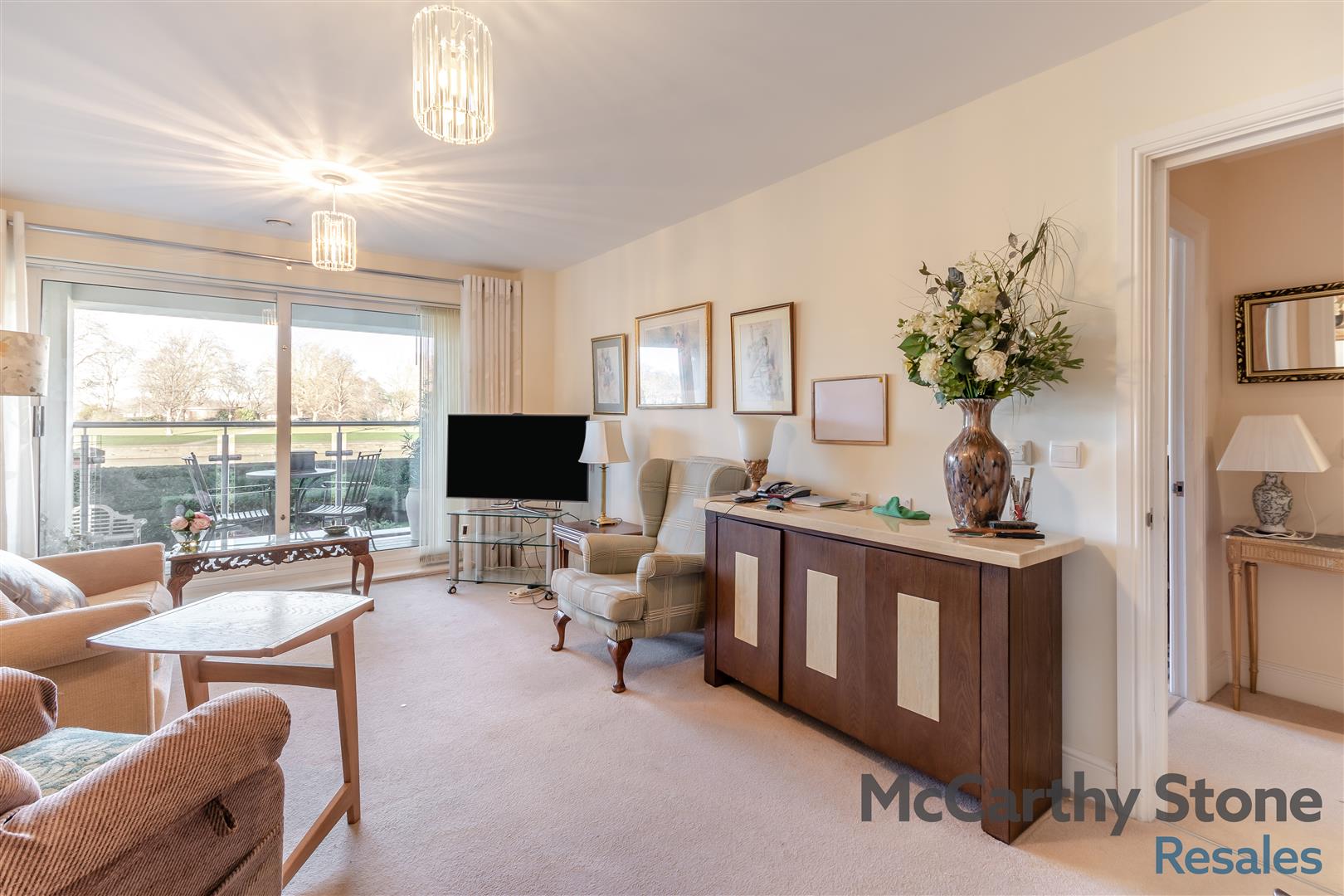 Wilford Lane, West Bridgford. River Facing Apartment