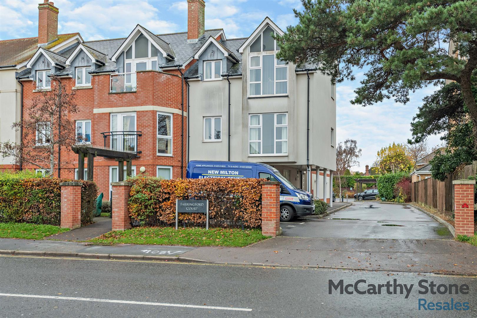 Farringford Court, Avenue Road, Lymington, Hampshire, SO41 9PA