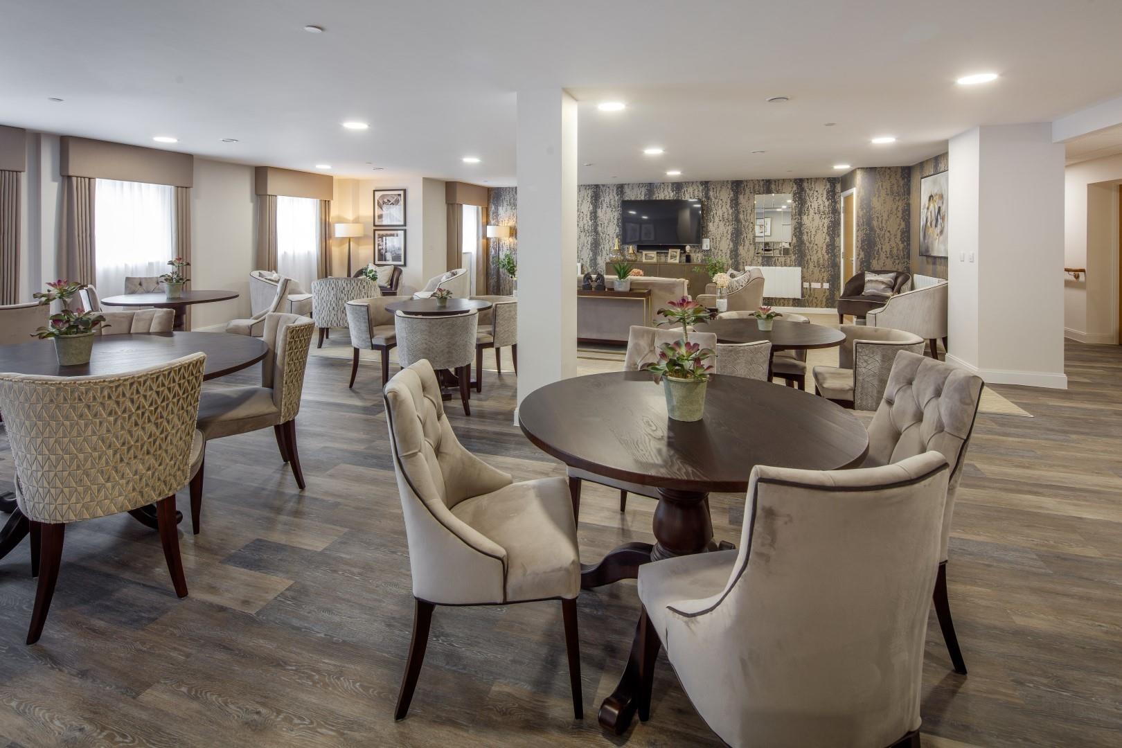 Lowe House, London Road, Knebworth