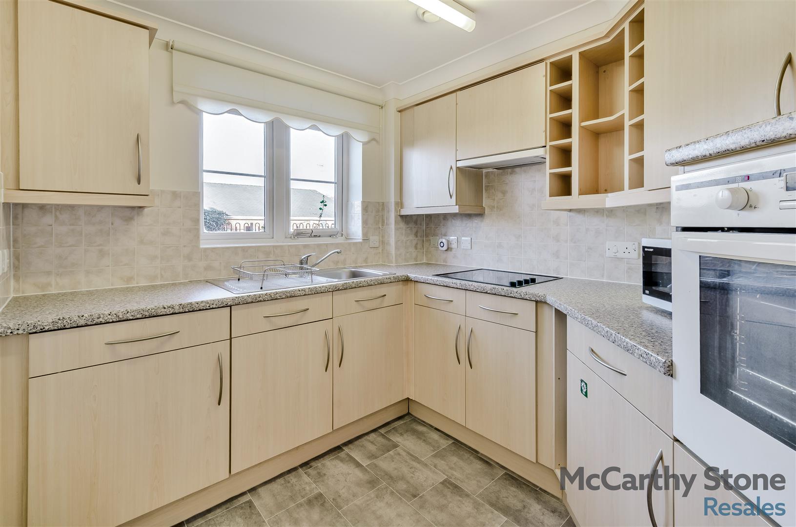 Foxhall Court, School Lane, Banbury