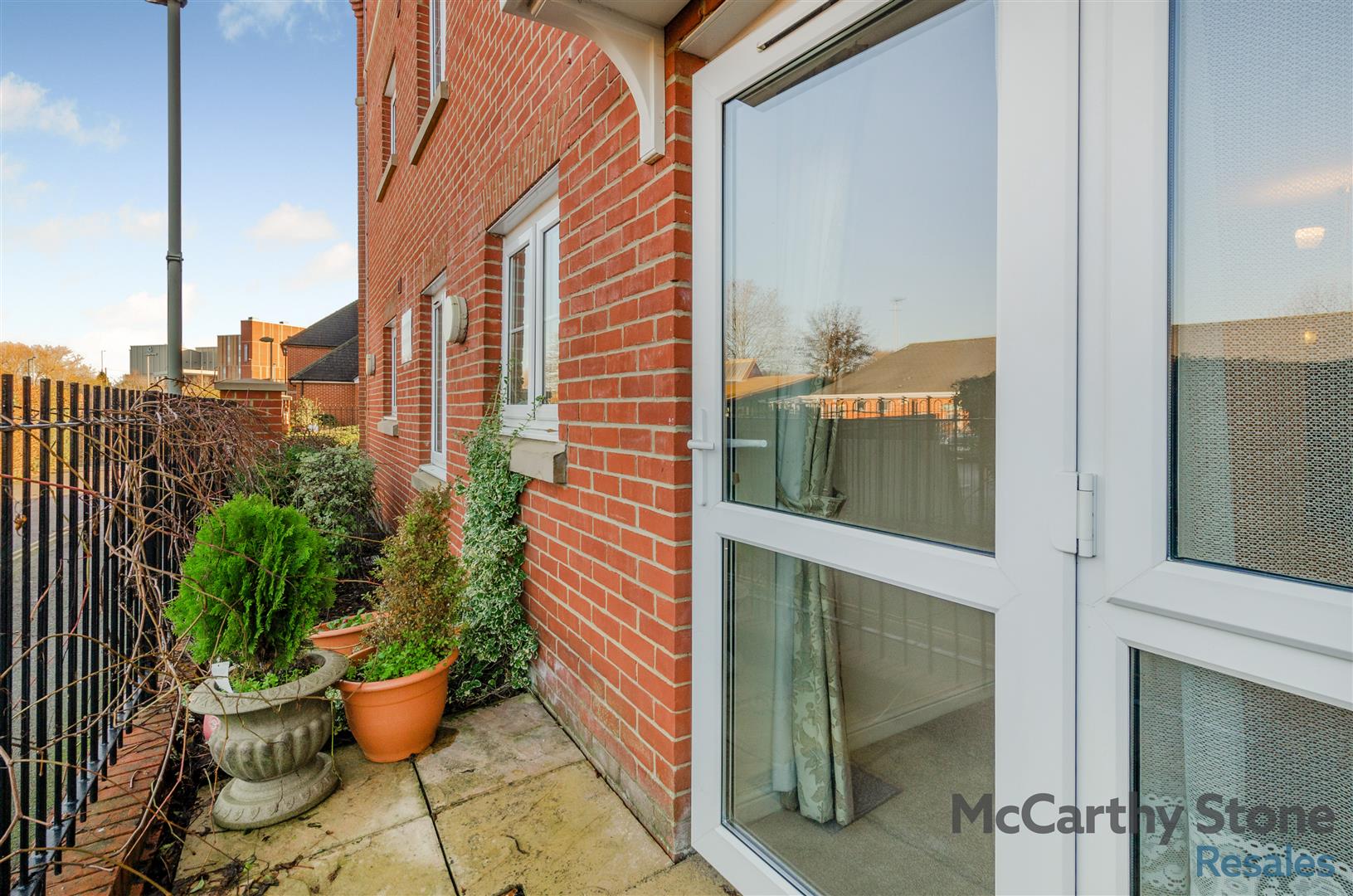 Foxhall Court, School Lane, Banbury