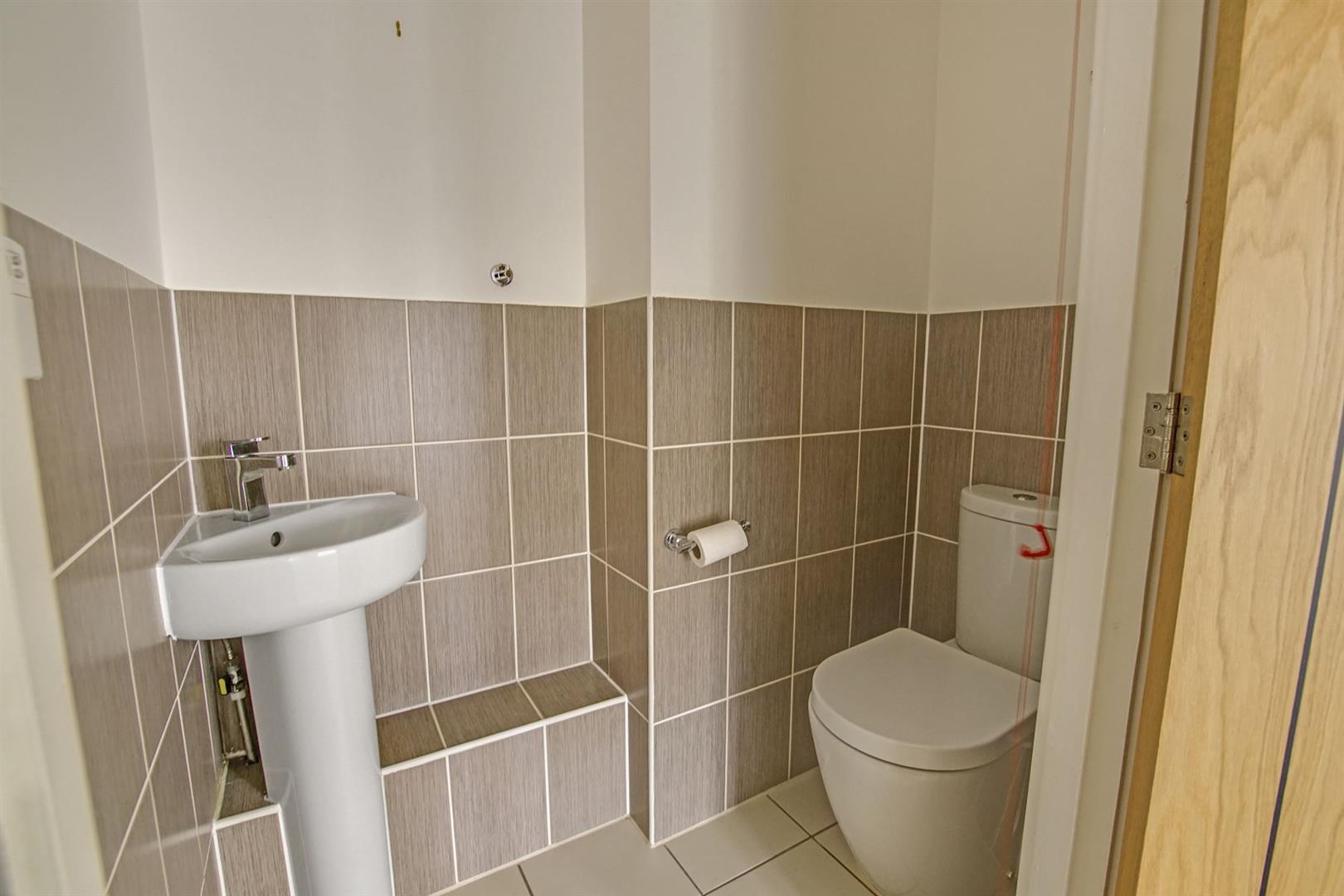 Kingston Road, Raynes Park, London. SW20 8DA