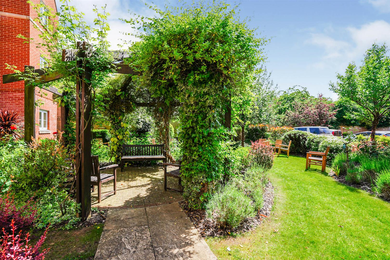 Foxhall Court, School Lane, Banbury