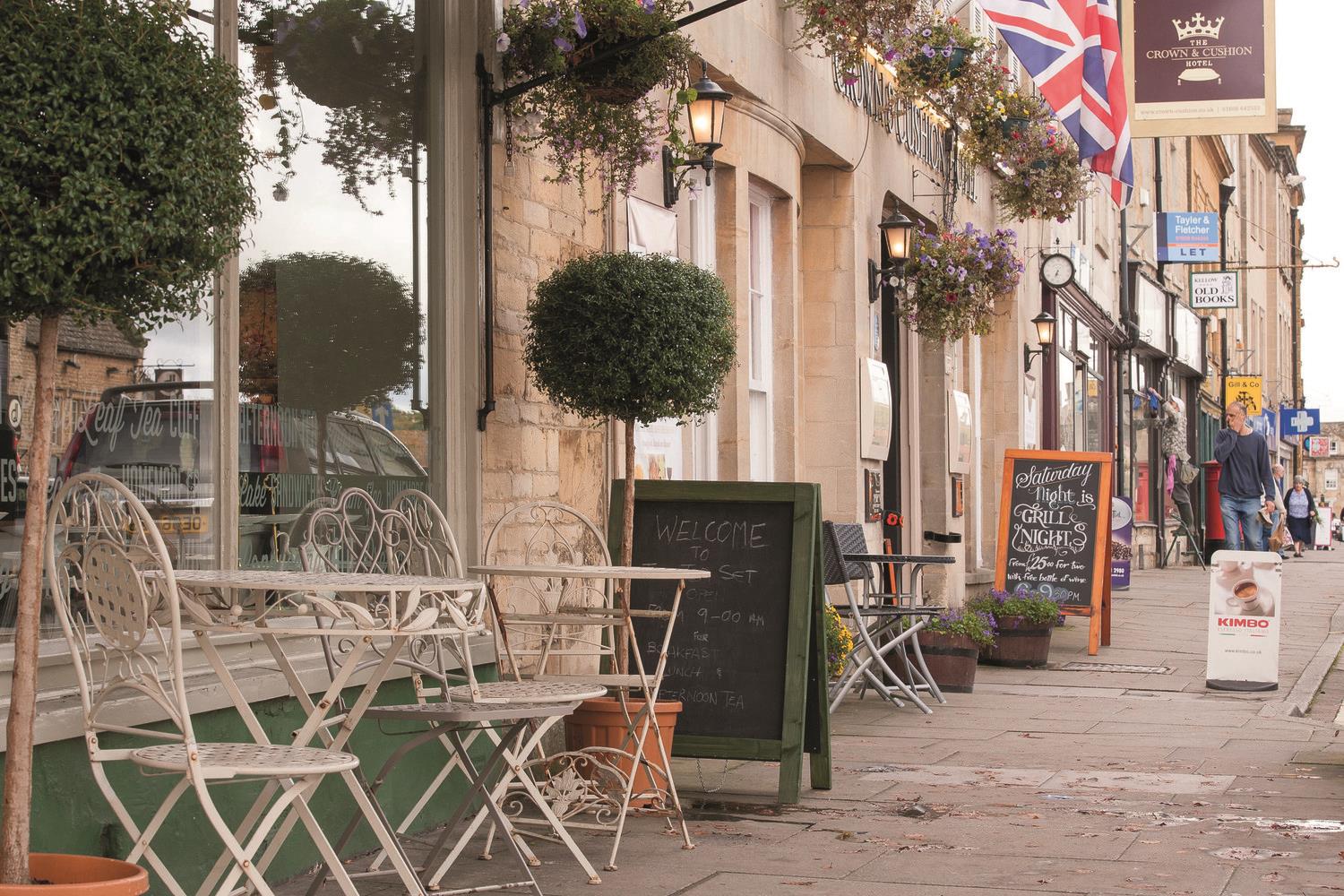 Foxhall Court, School Lane, Banbury