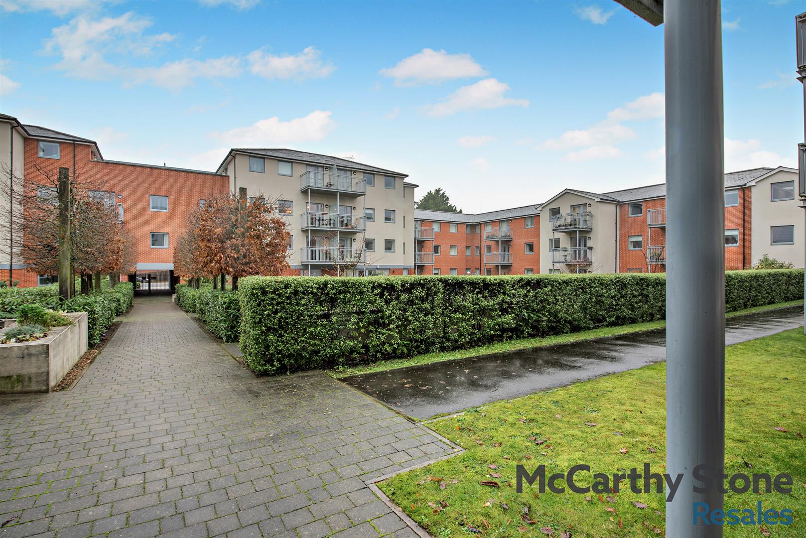 Emma Court, Southern Road, Basingstoke, RG21 7QF