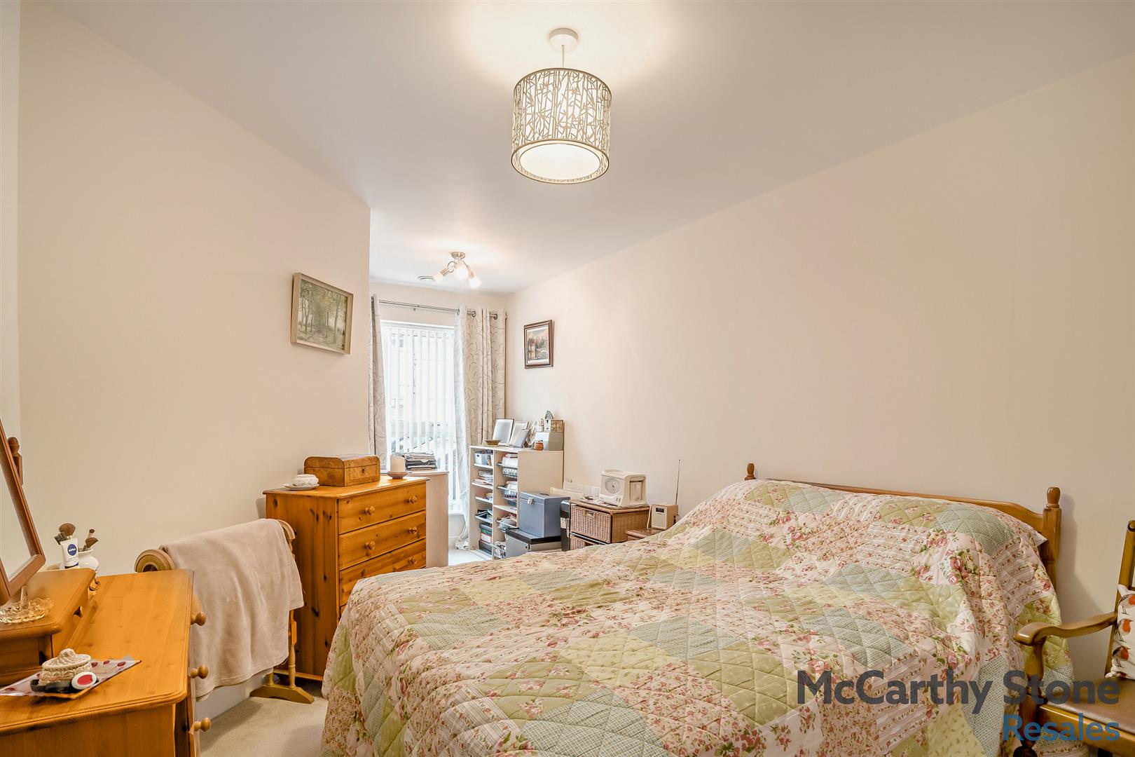 Castle Gate Endless Street, Salisbury