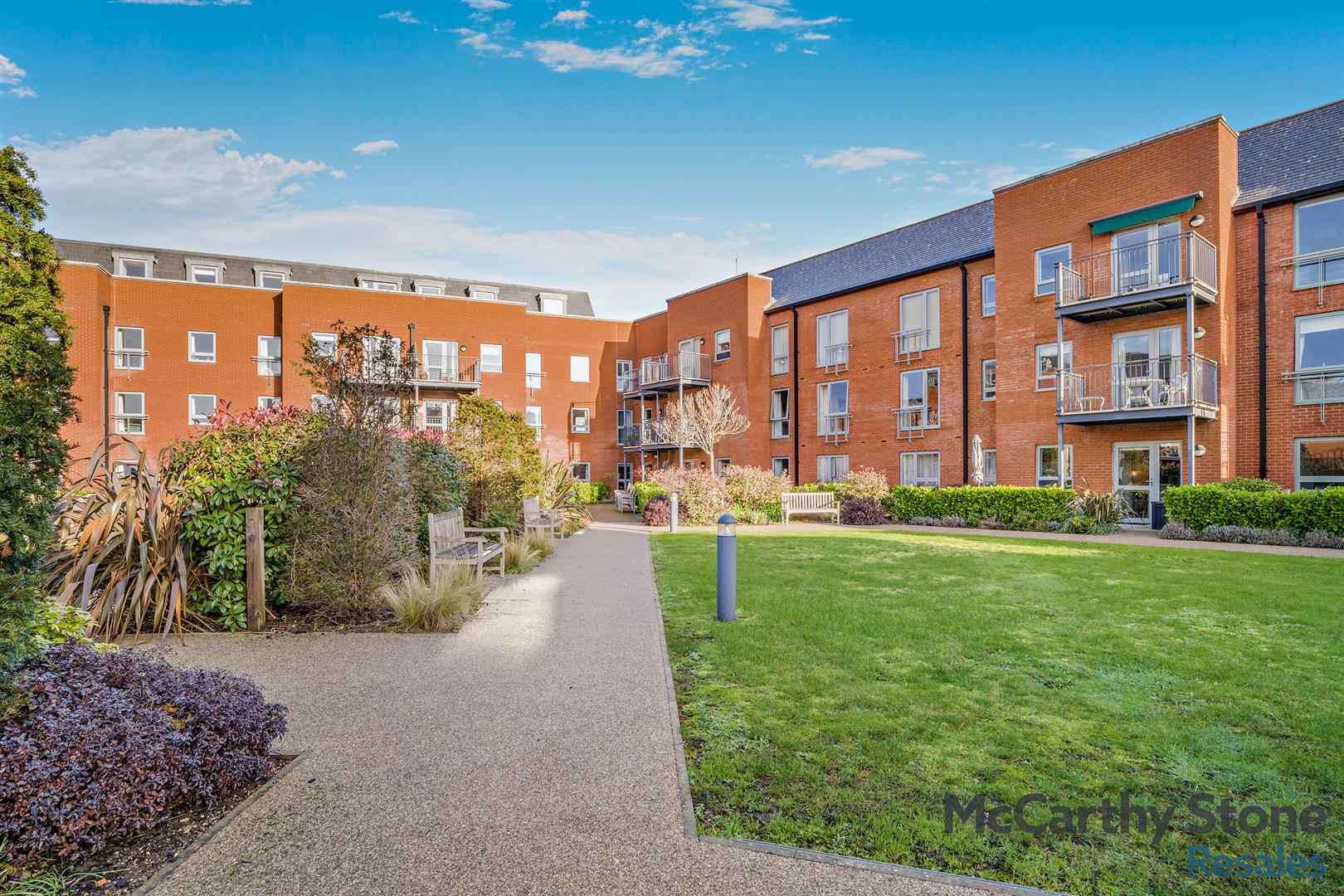 Castle Gate Endless Street, Salisbury