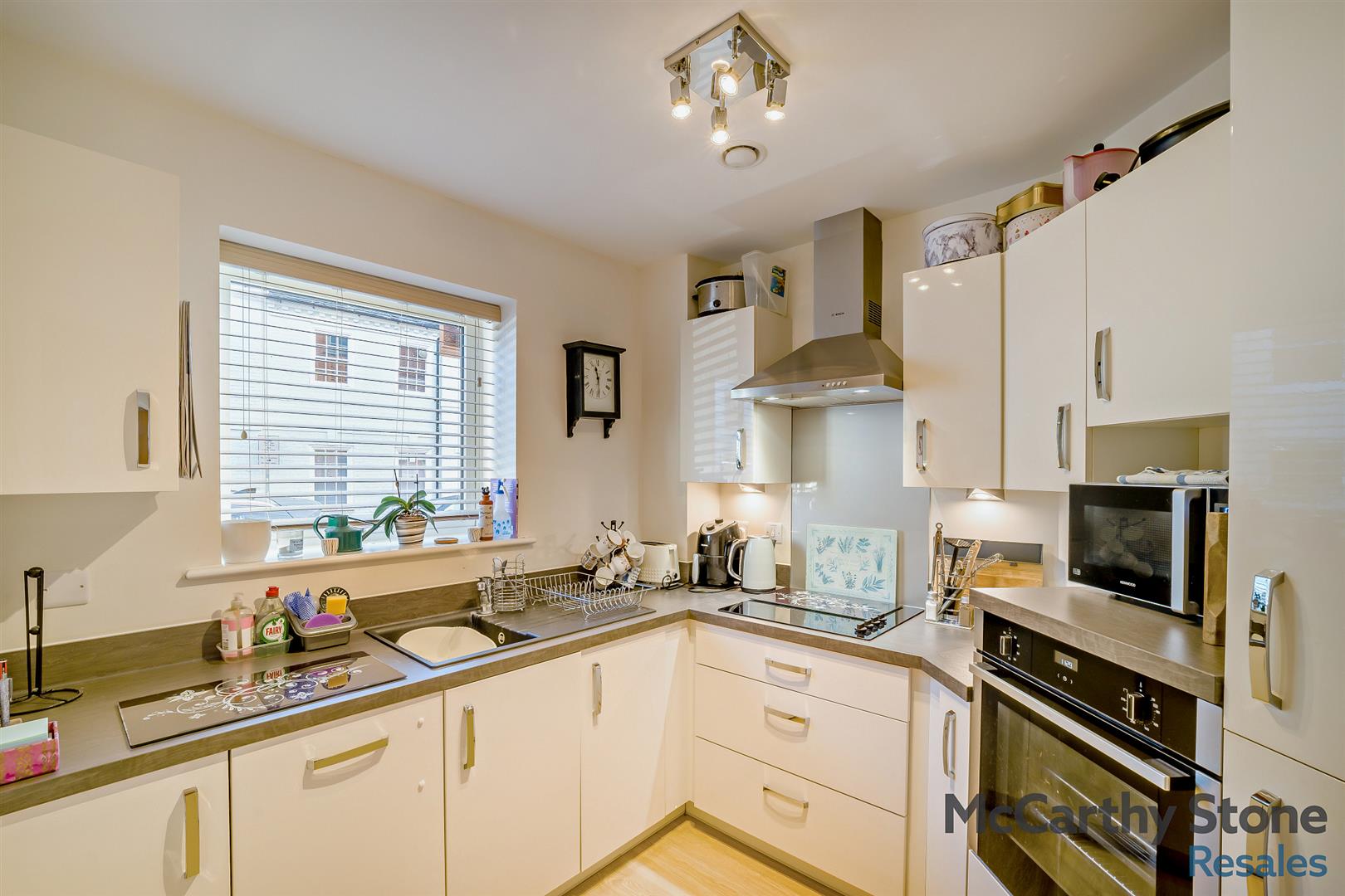 Castle Gate Endless Street, Salisbury