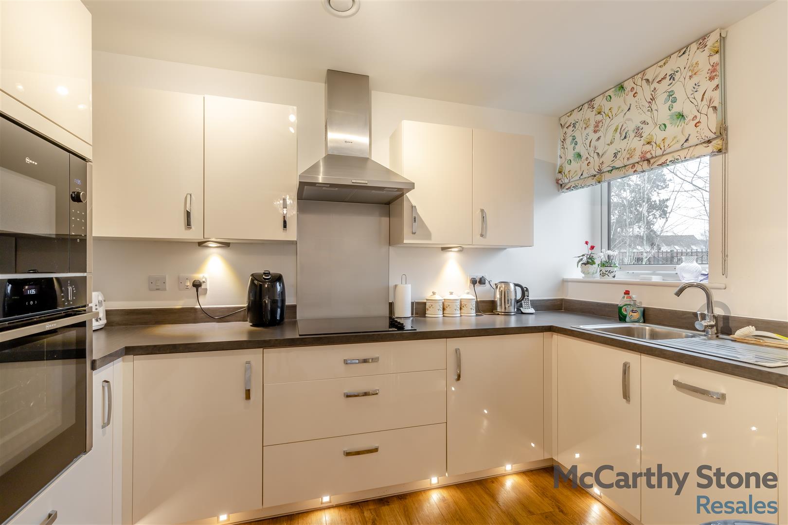 Elizabeth House, St. Giles Mews, Stony Stratford, Milton Keynes, MK11 1HT