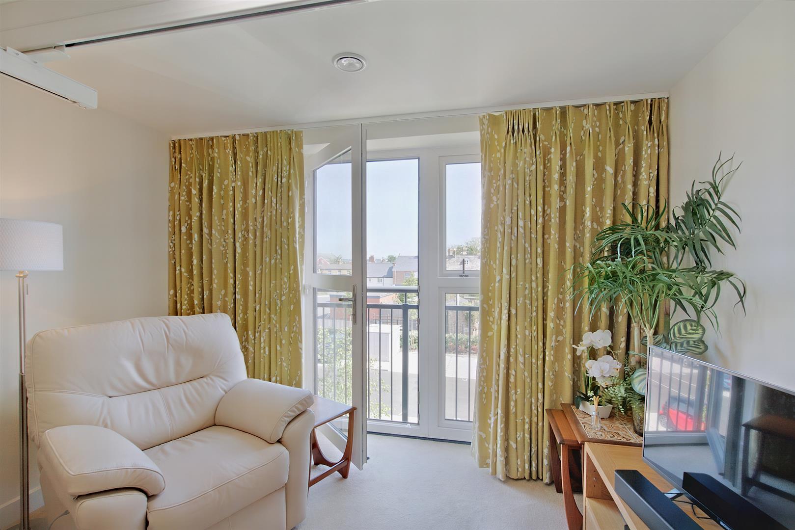 Kingfisher Court, South Street, Taunton