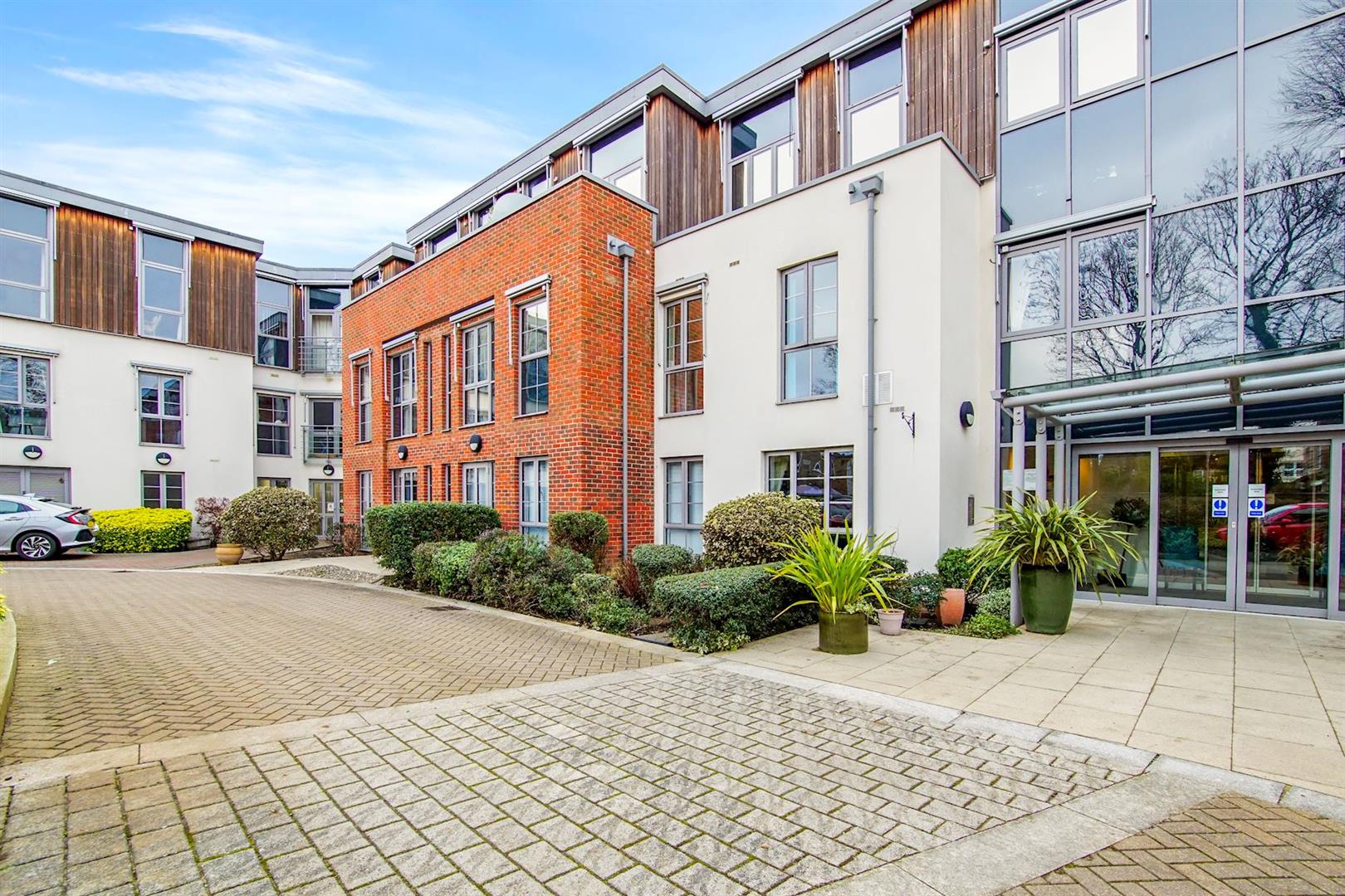 246 Kingston Road,, Raynes Park, London, SW20 8DA