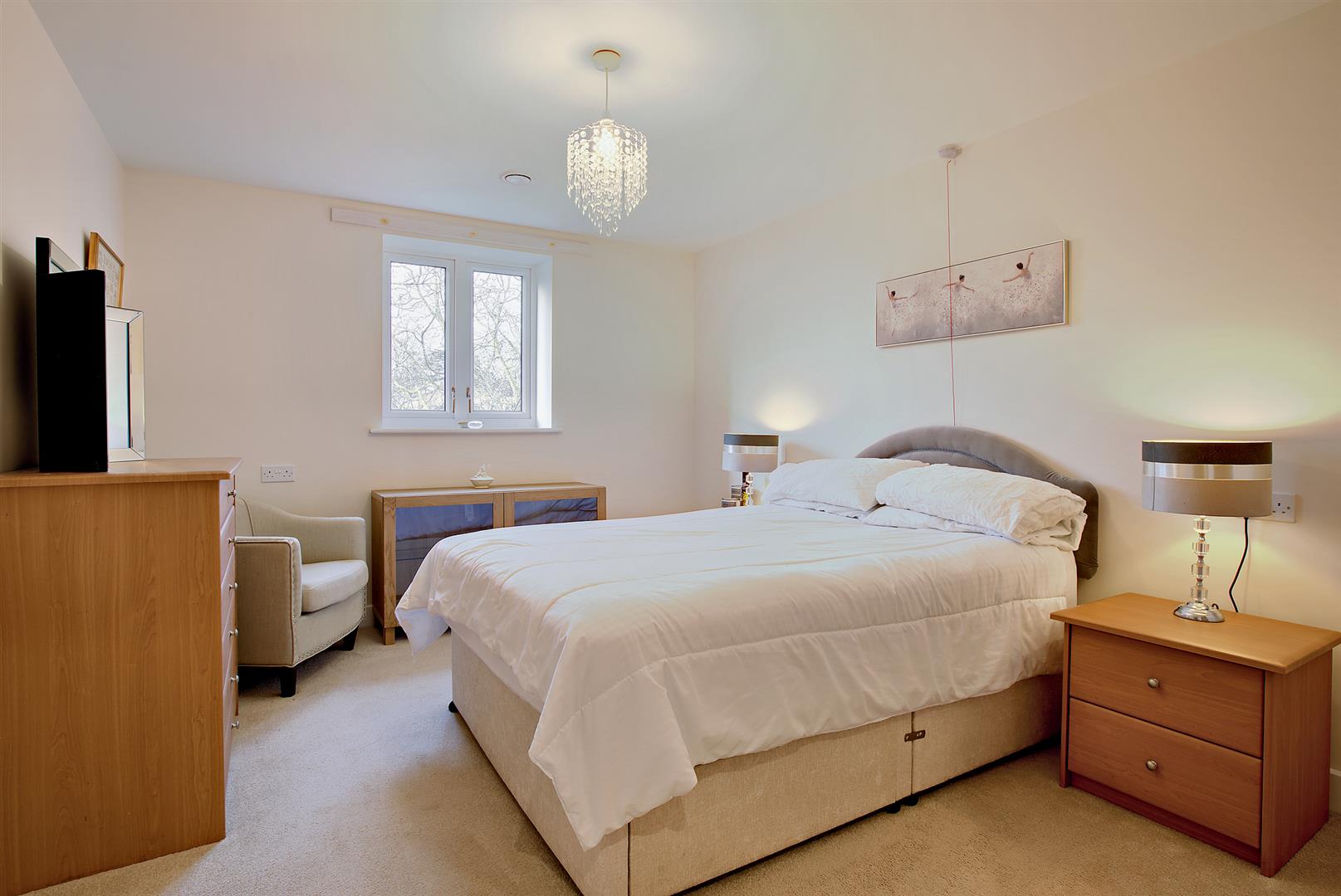 Kingfisher Court, South Street, Taunton